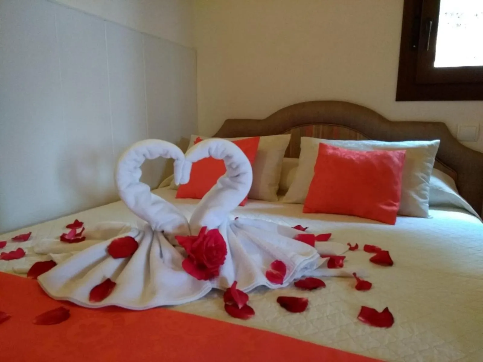 Bedroom in El Retiro de Ceubia by RetiroRural