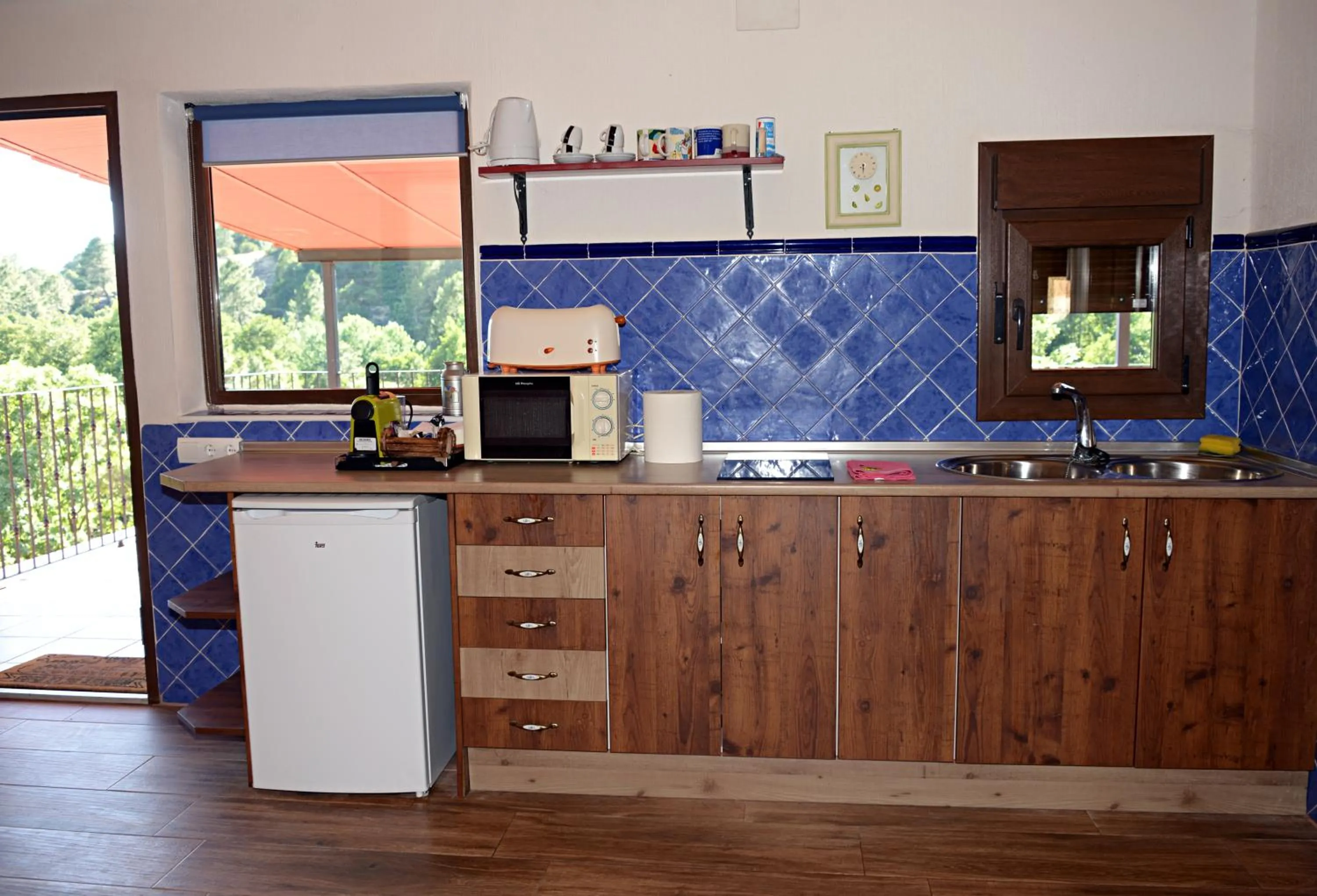 Kitchen or kitchenette in El Retiro de Ceubia by RetiroRural