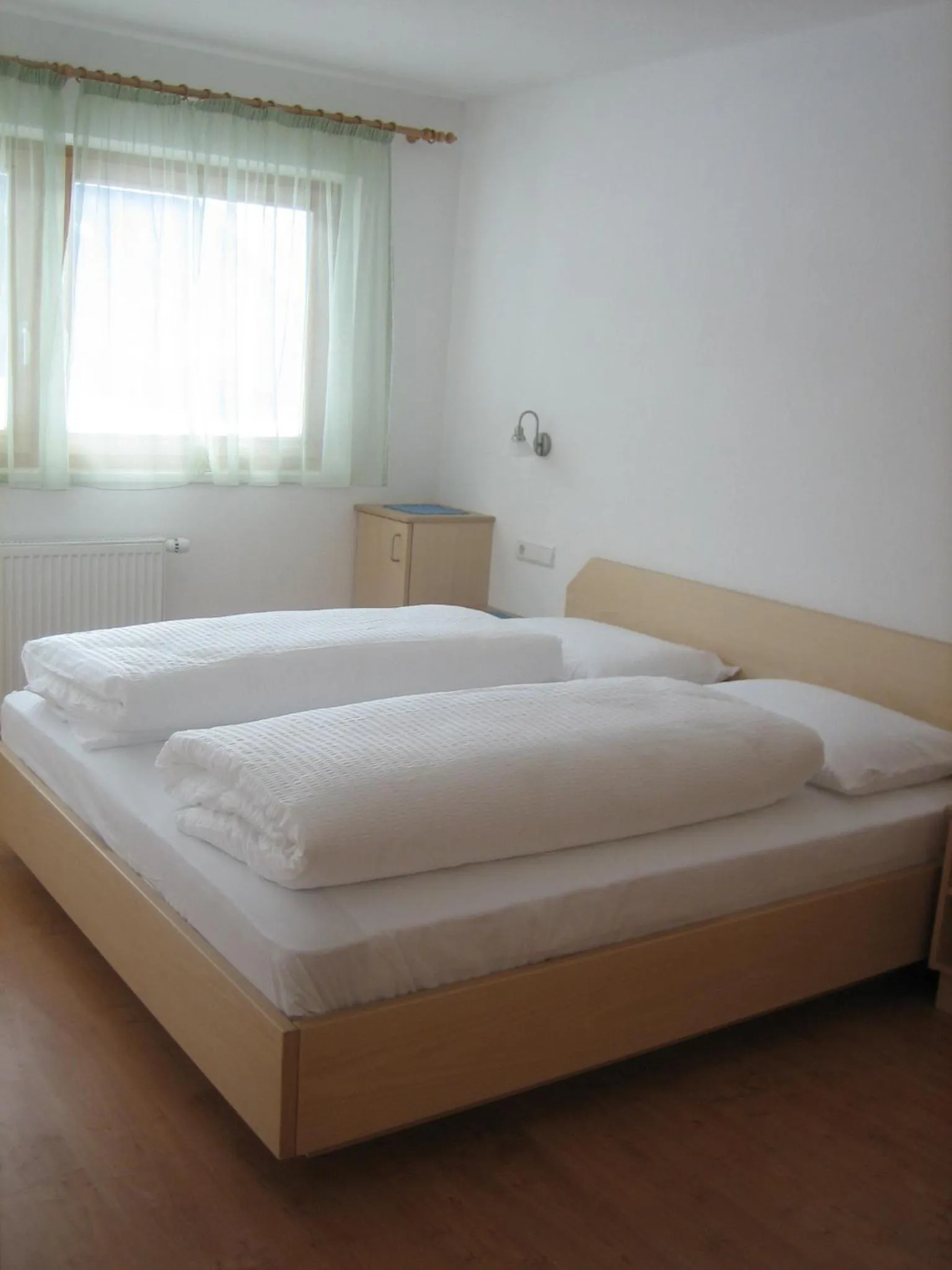 Day, Bed in Garni - Appartement Neumairhof