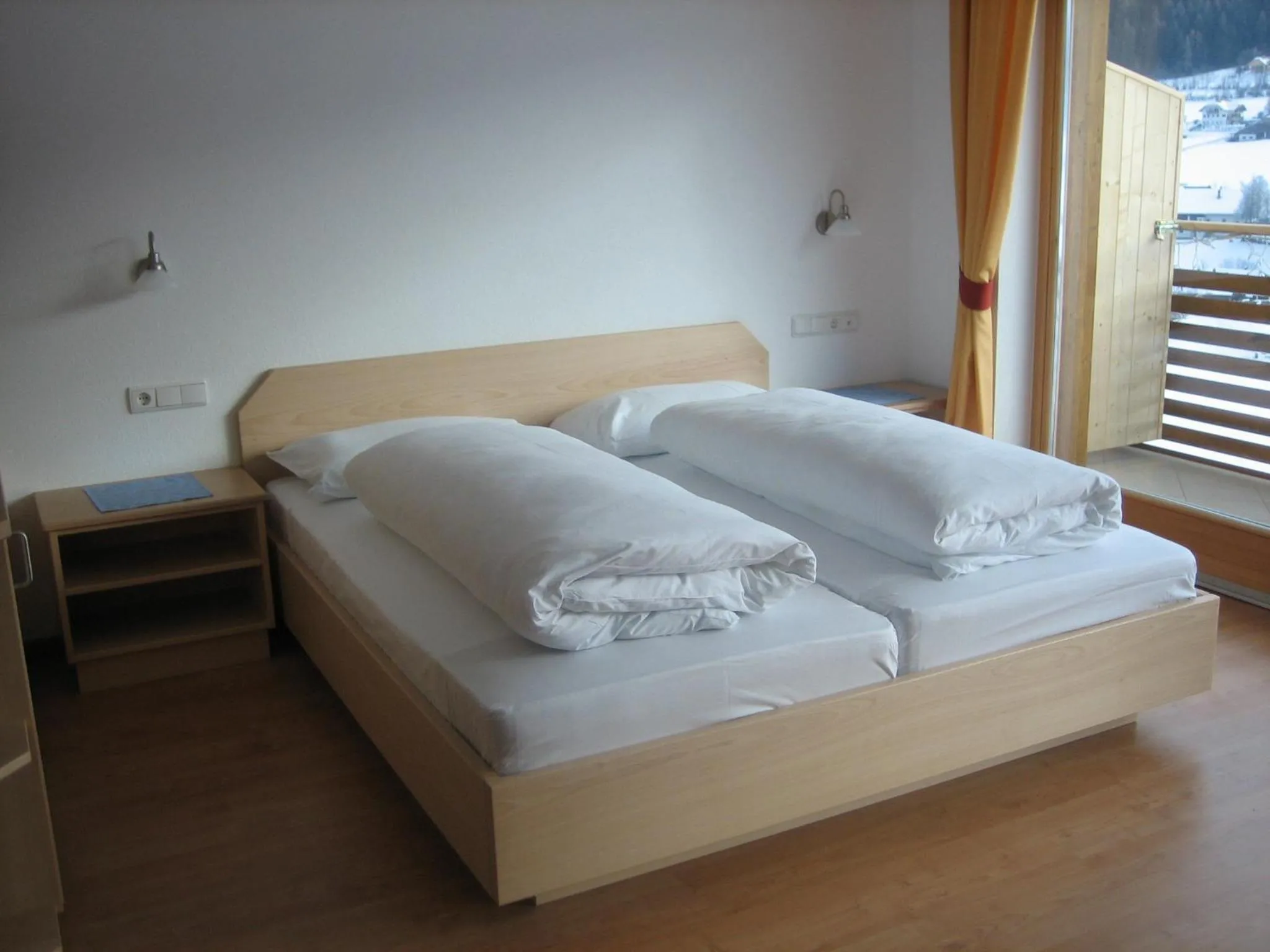 Day, Bed in Garni - Appartement Neumairhof