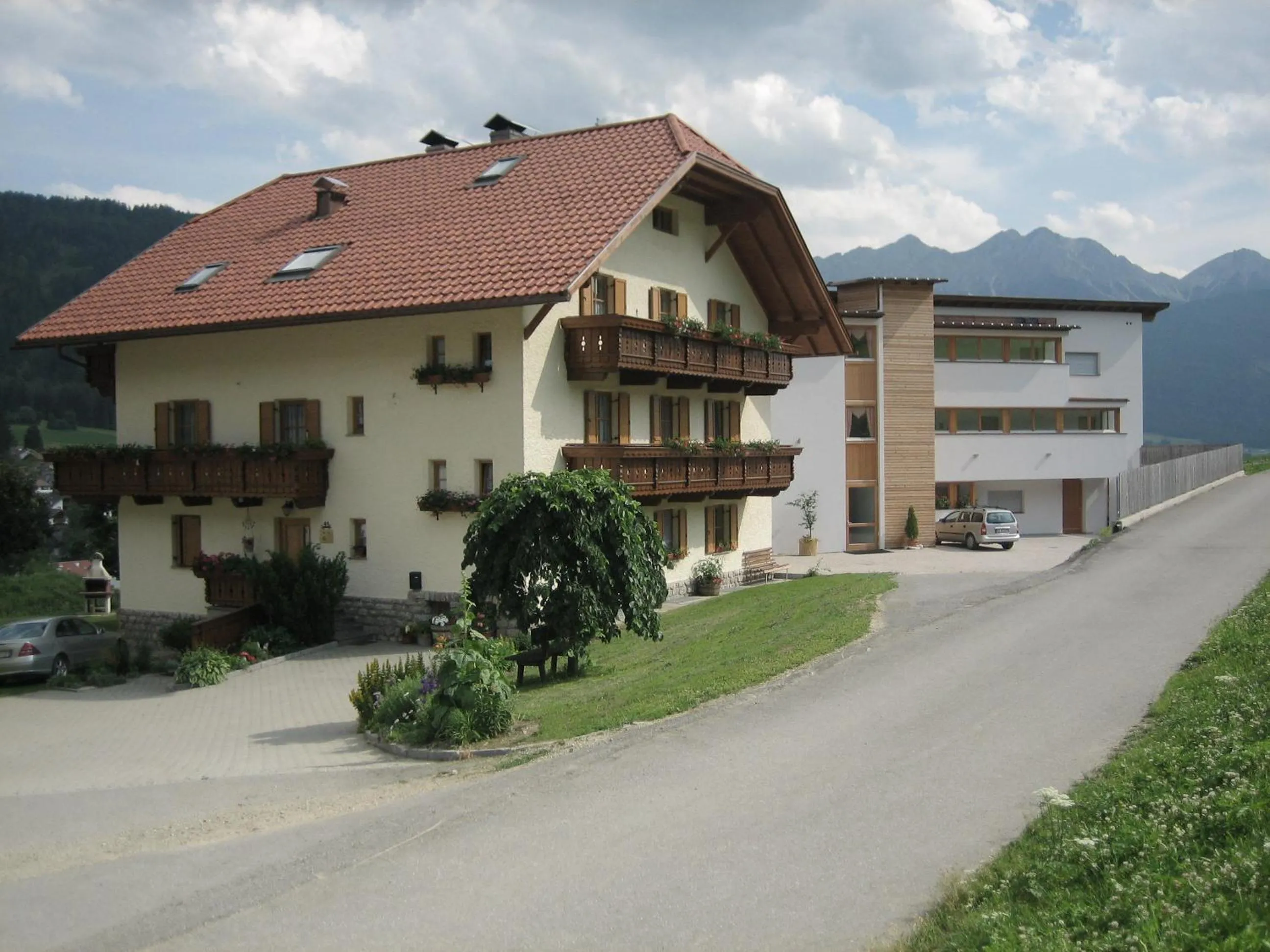 Neighbourhood in Garni - Appartement Neumairhof