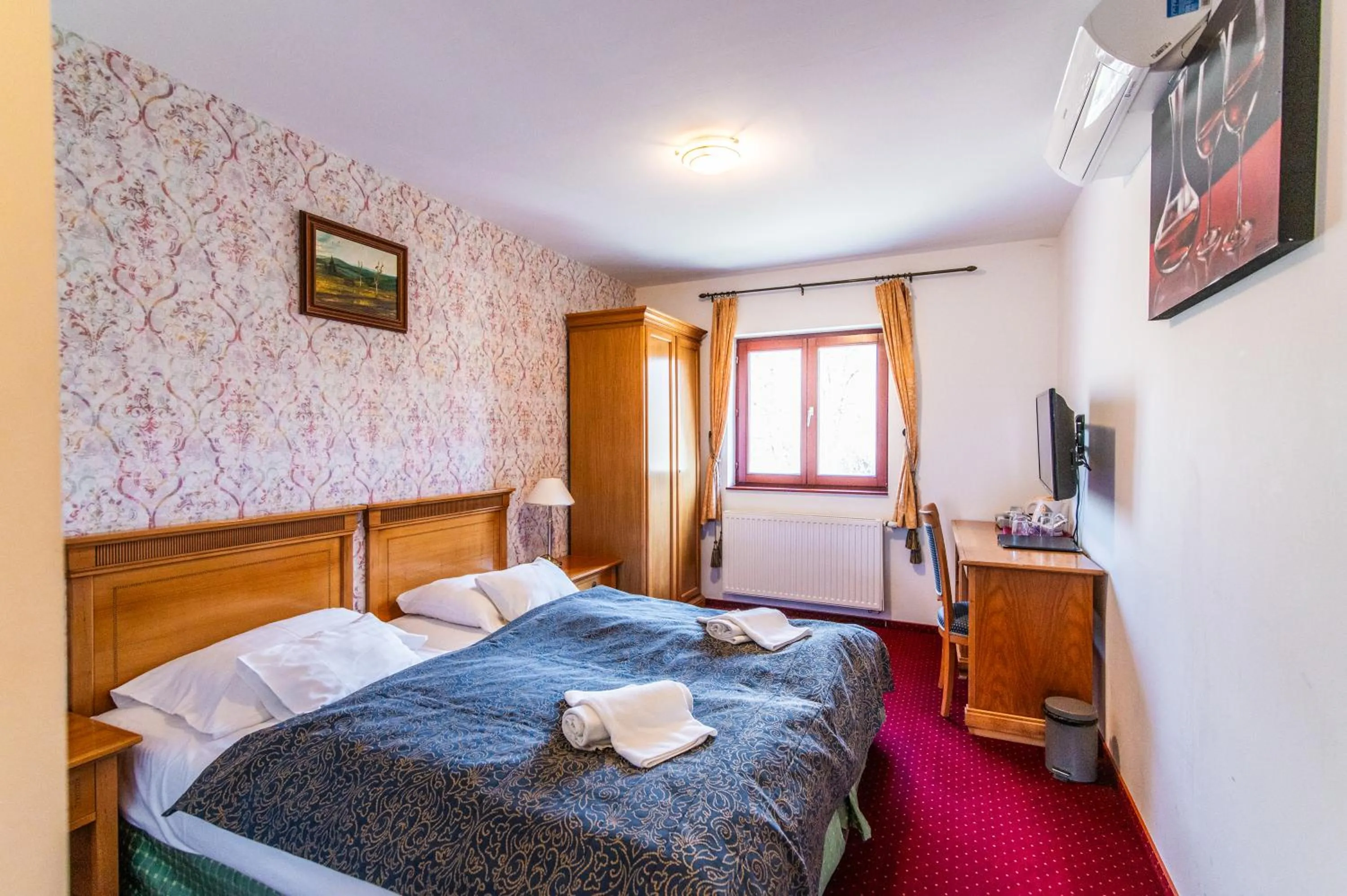 Standard Double or Twin Room - single occupancy in Borhotel Sziluett Farkasmály
