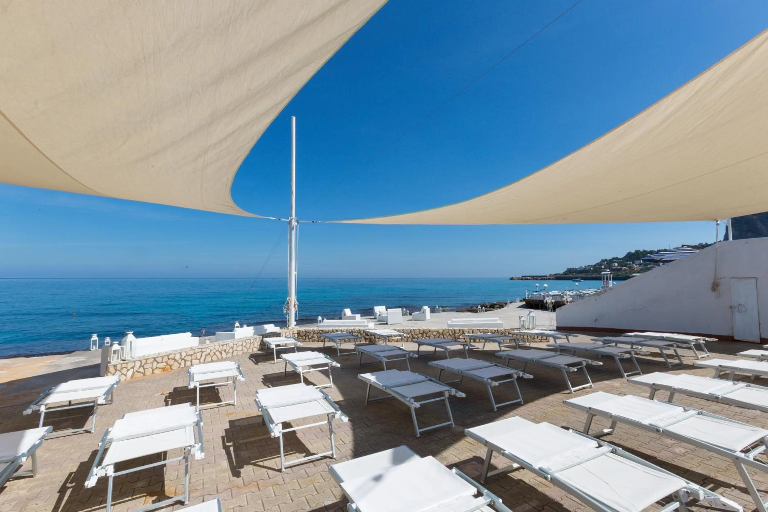 Beach in La Marsa Vacances