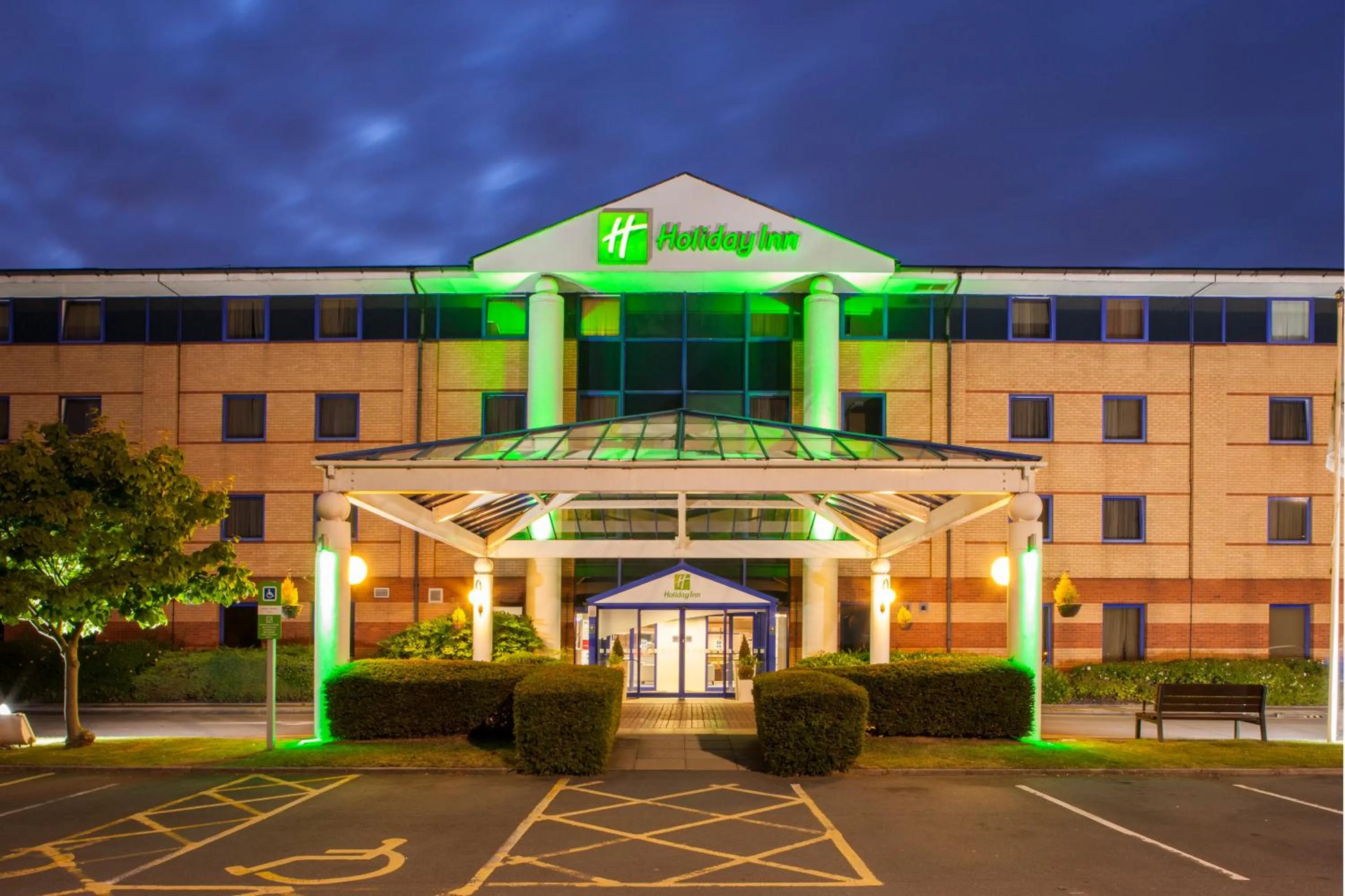 Property building in Holiday Inn Warrington by IHG