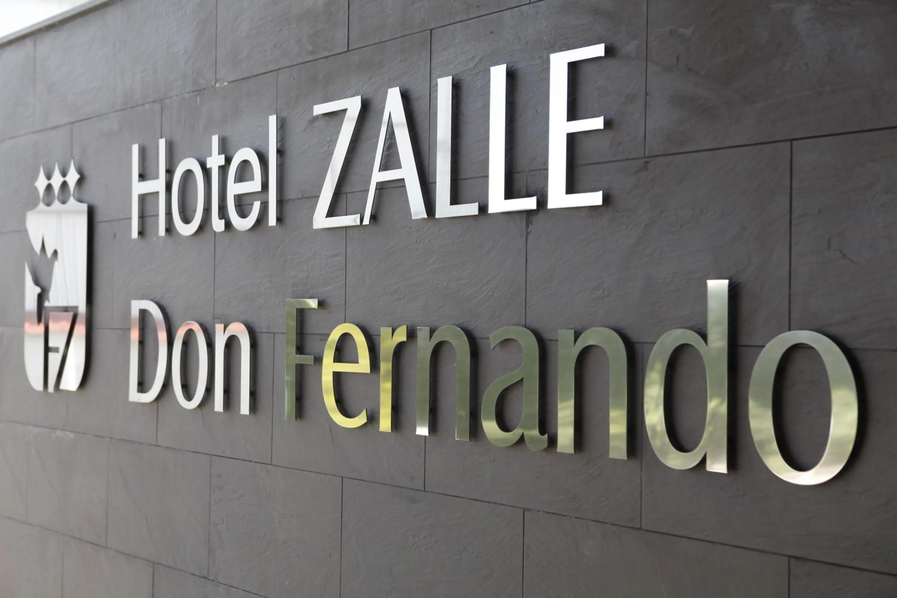 Facade/entrance in Hotel Zalle Don Fernando