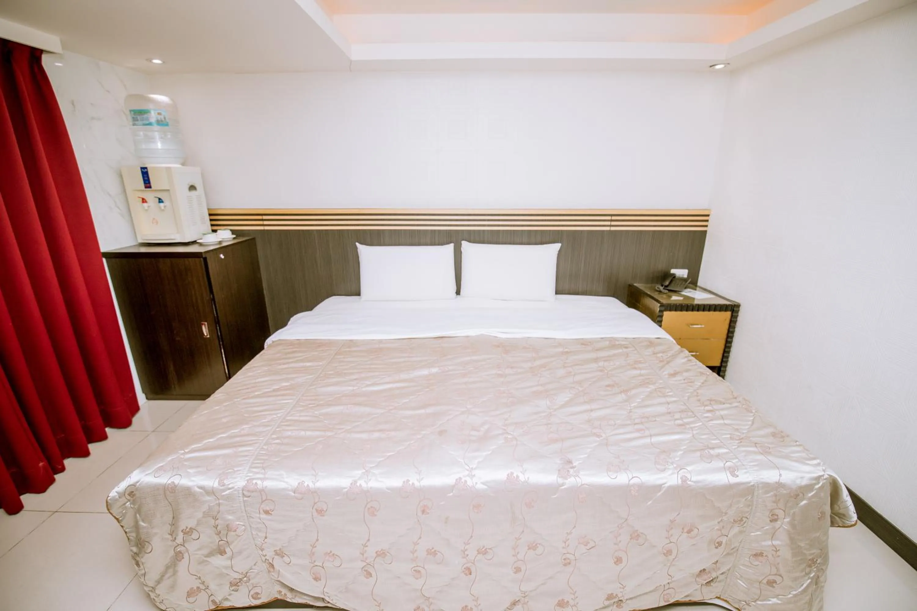 Photo of the whole room, Bed in Guide Hotel Taoyuan Fuxing