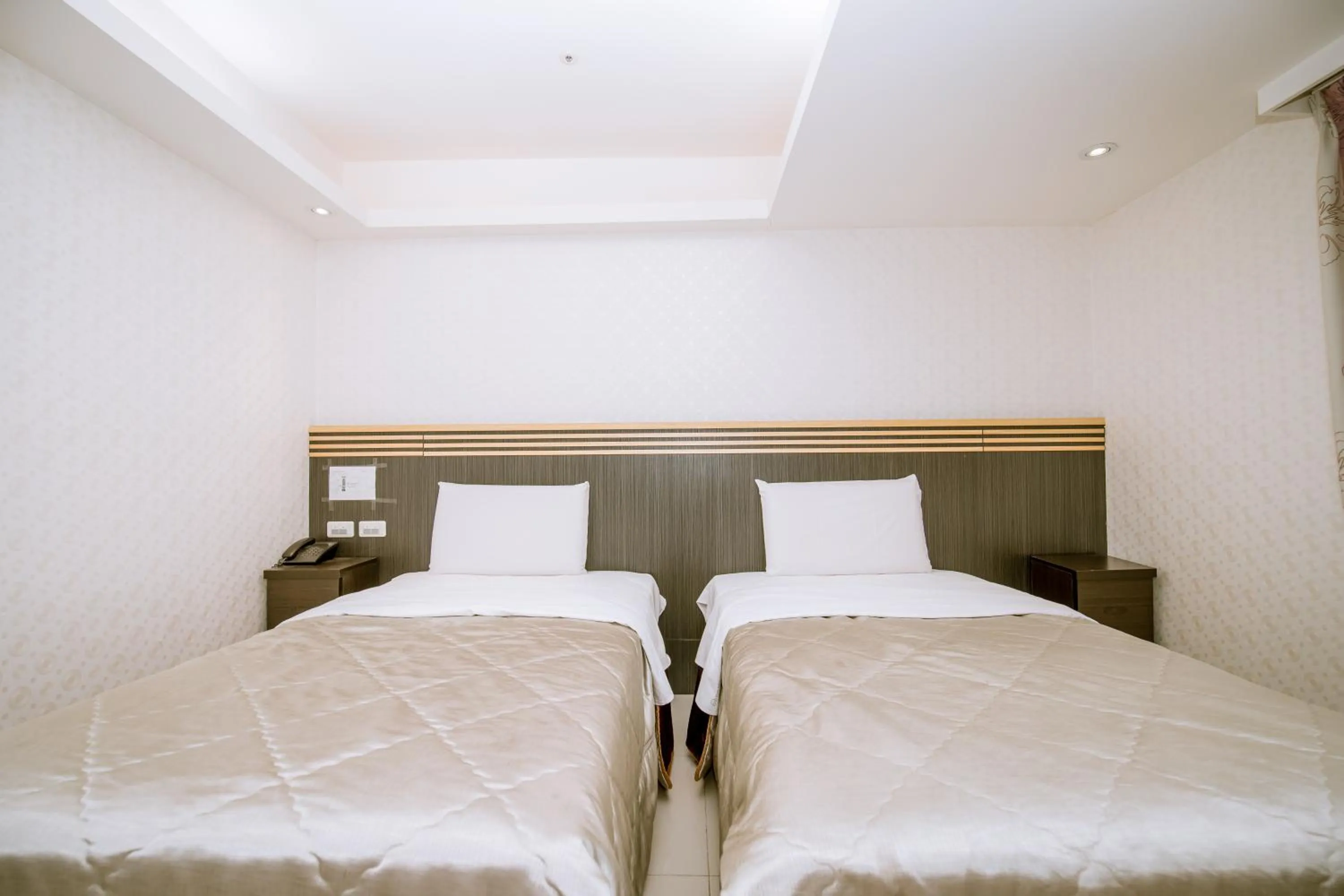 Photo of the whole room, Bed in Guide Hotel Taoyuan Fuxing