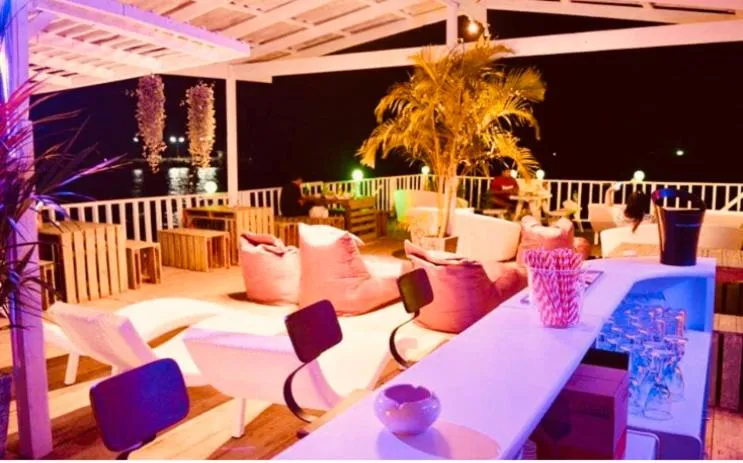 Karoon Sea View Lodge