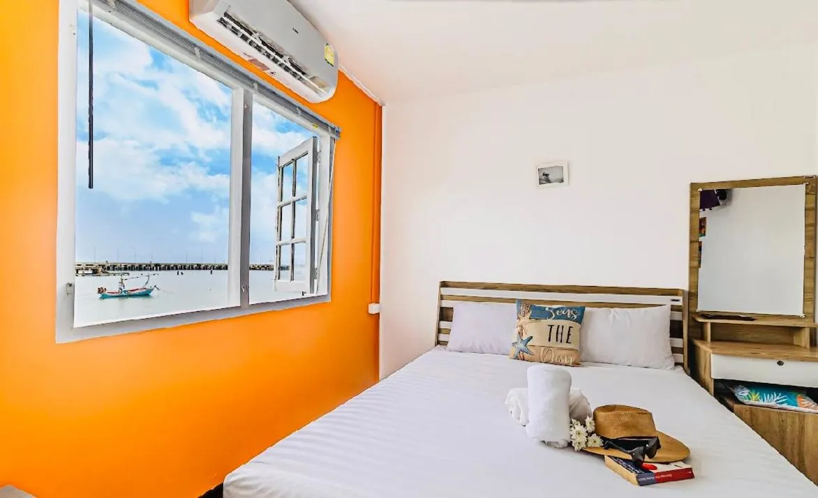 Bed in Karoon Sea View Lodge