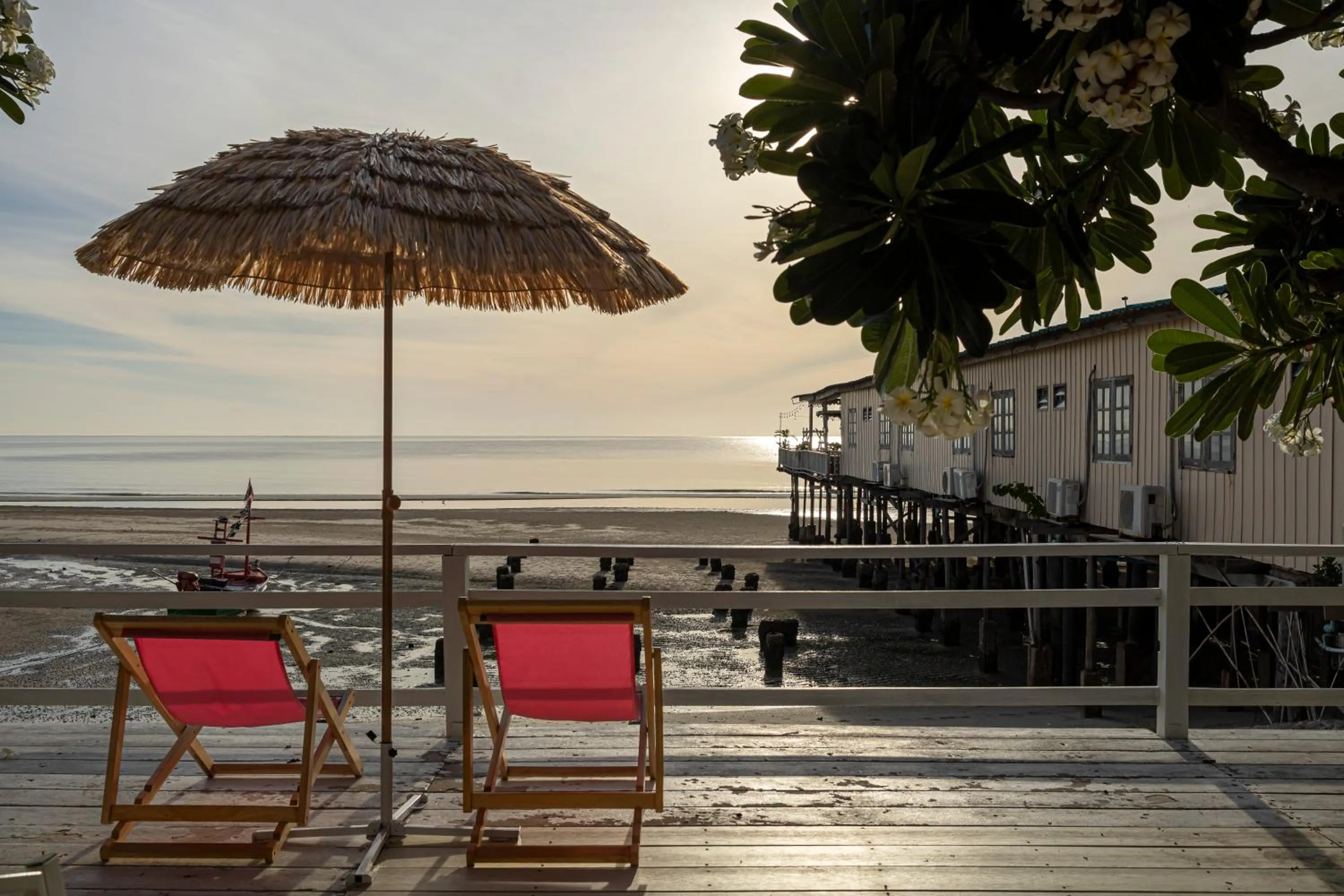 Balcony/Terrace in Karoon Sea View Lodge