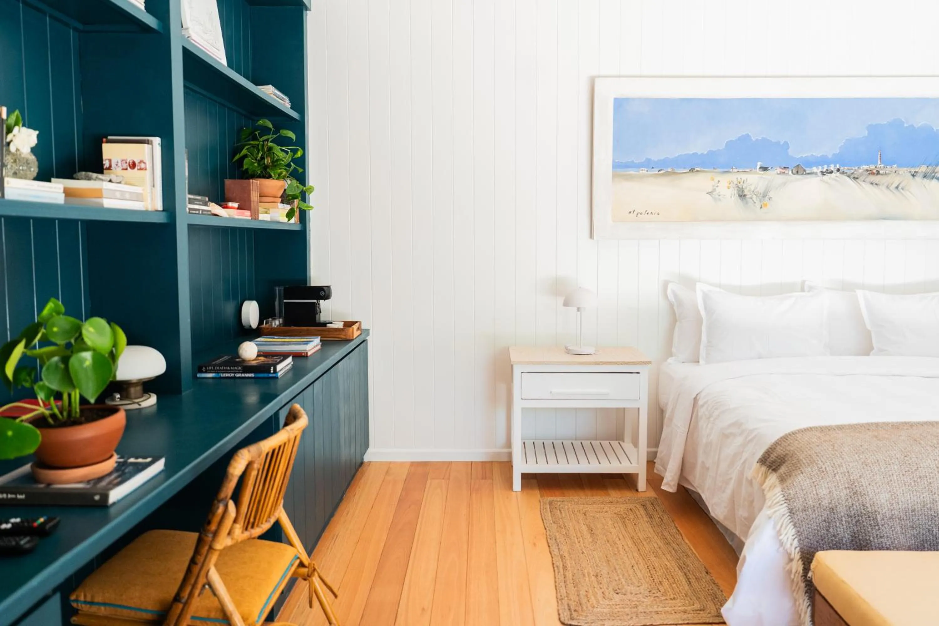 Seating area, Bed in Casa Flor