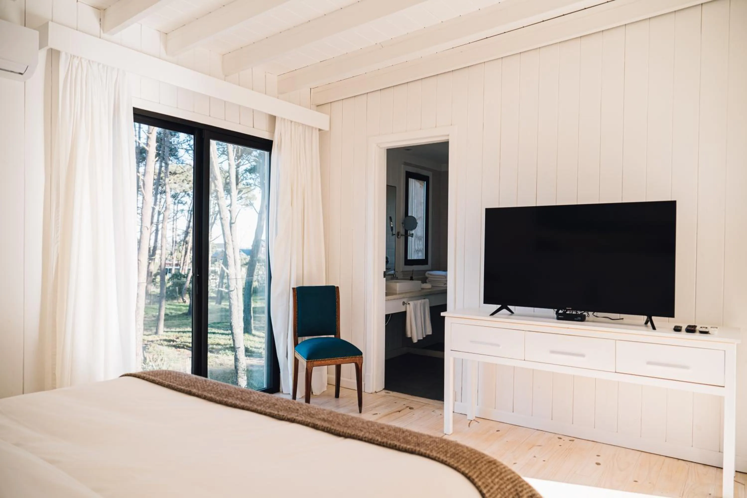 TV and multimedia, Bed in Casa Flor