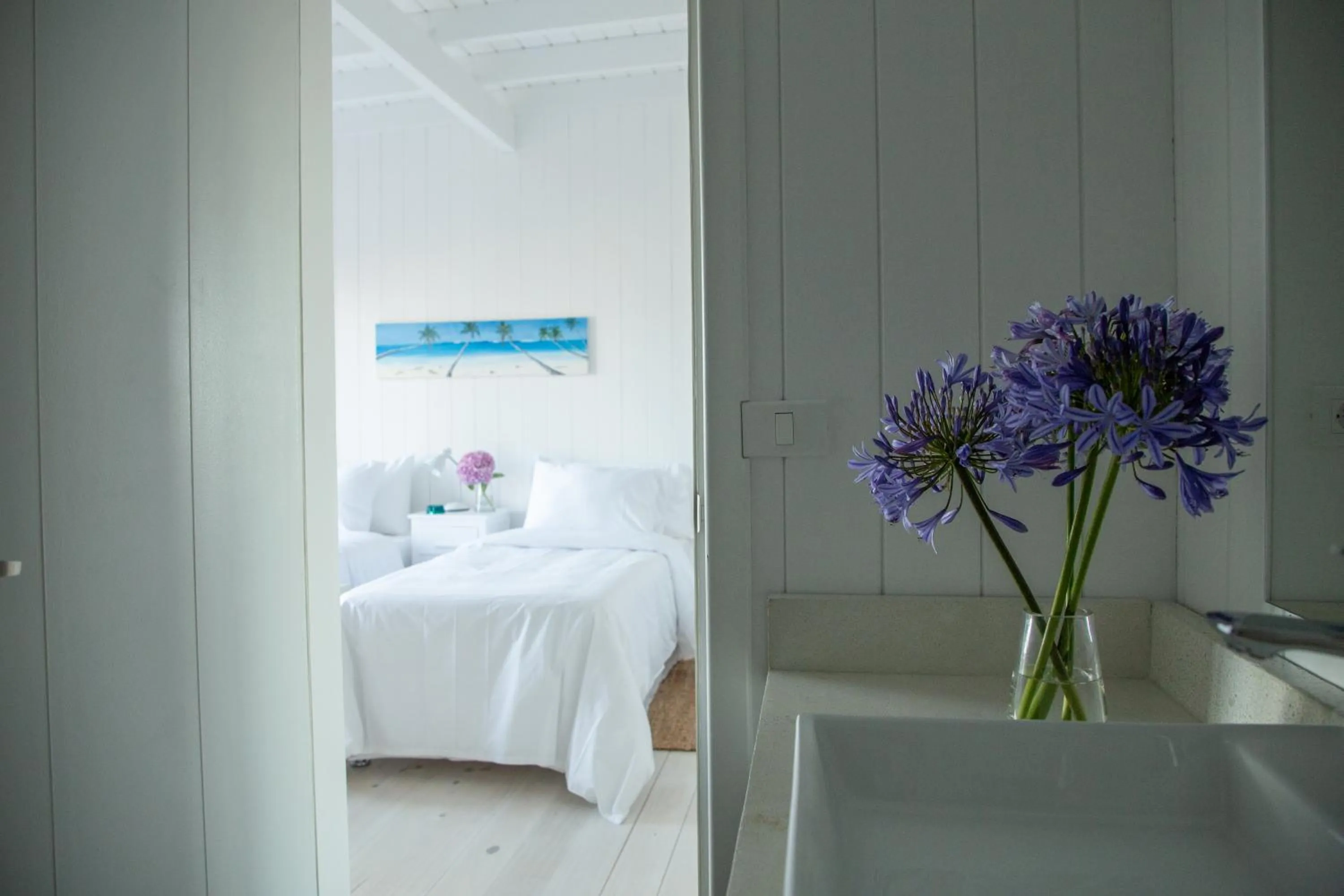 Bathroom, Bed in Casa Flor