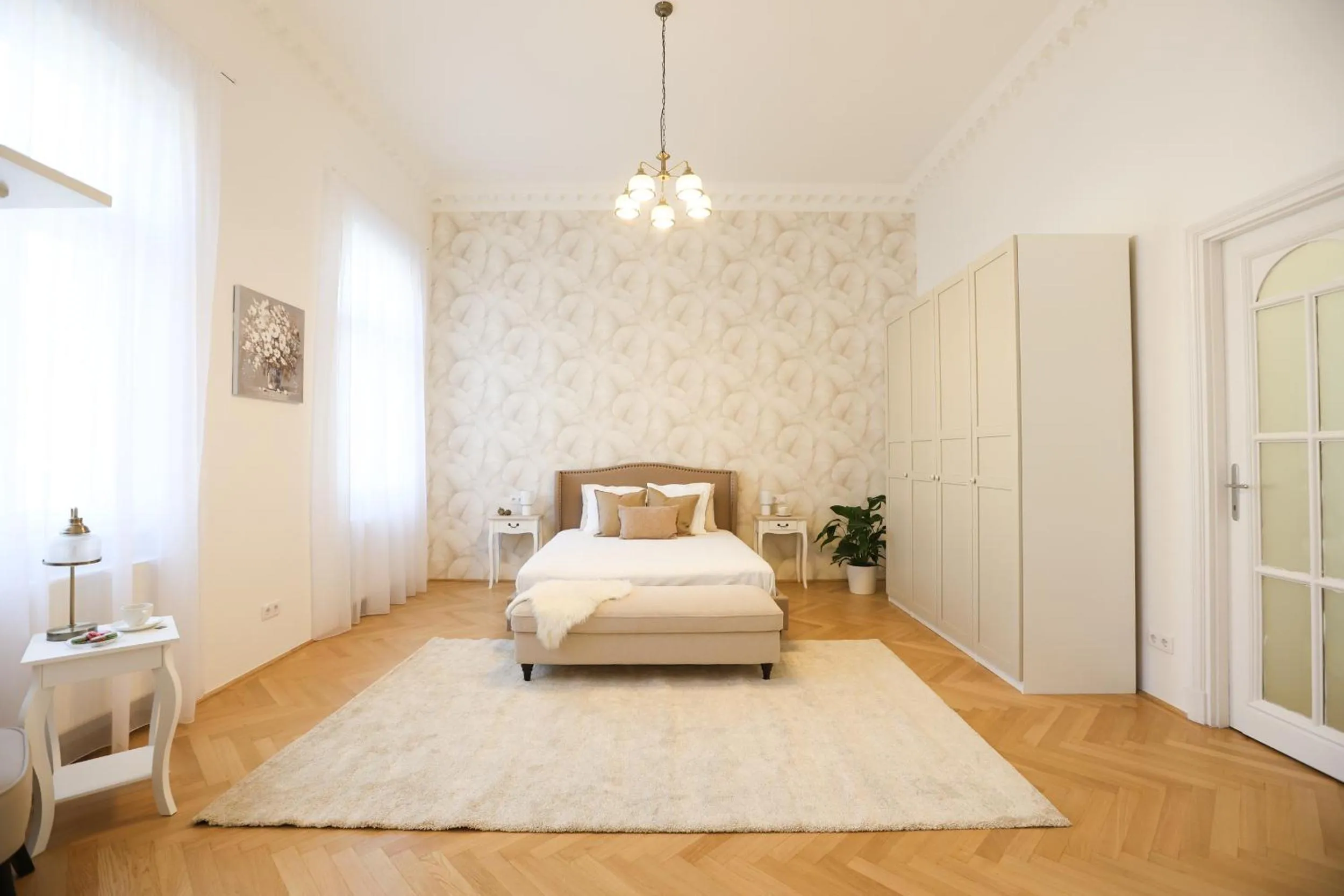 Bed in Mirage Medic Hotel