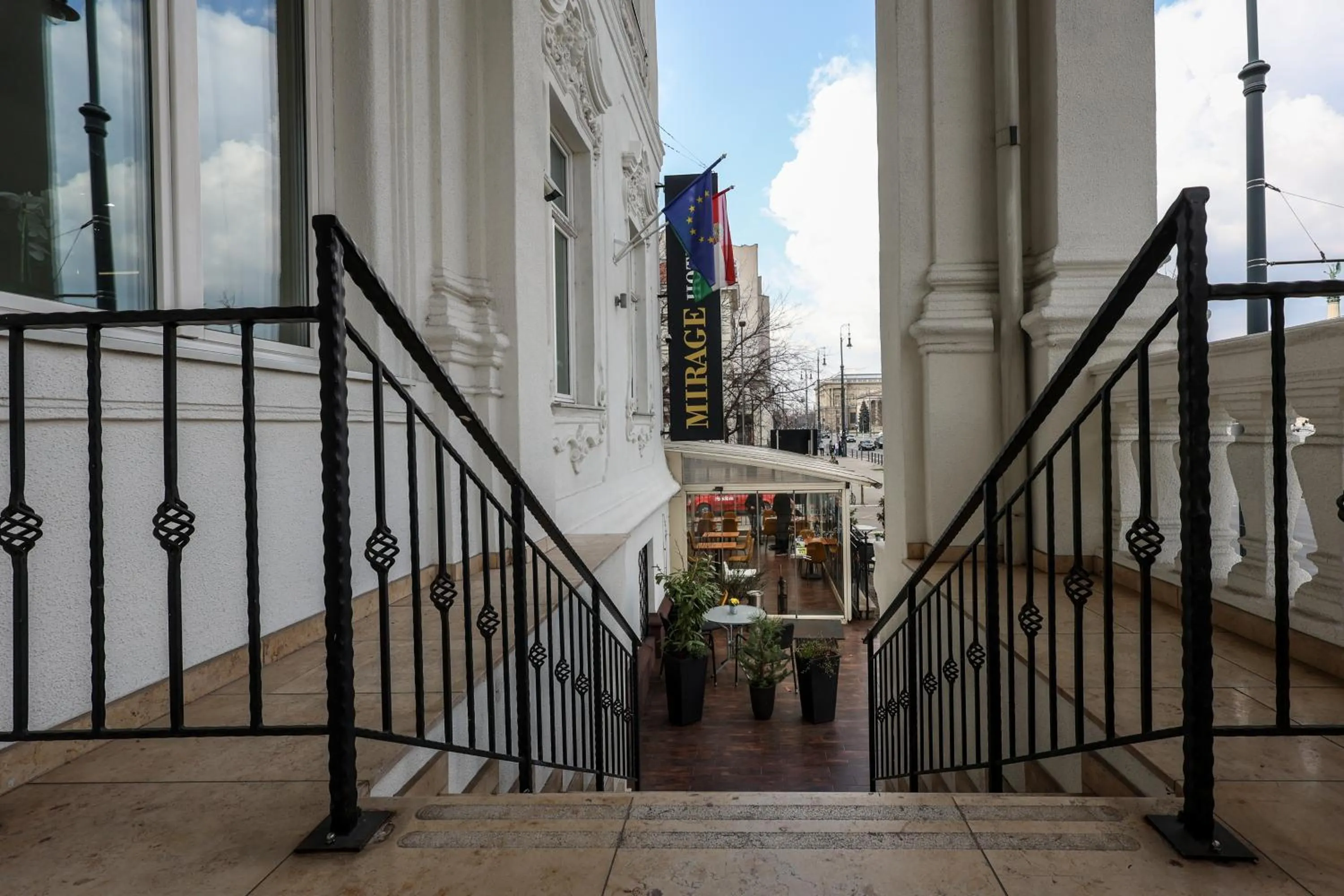 Property building in Mirage Medic Hotel