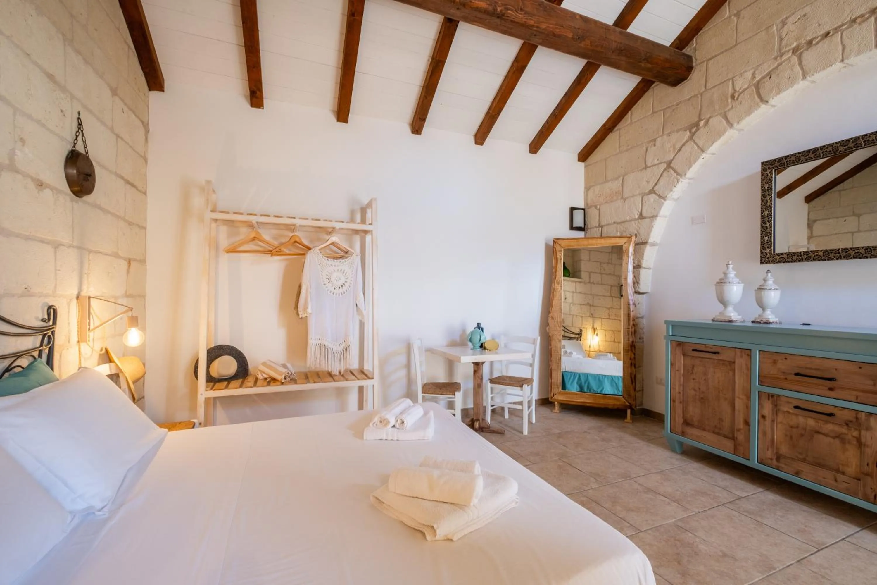 Bed in Agriturismo Alonì Costarella Masseria