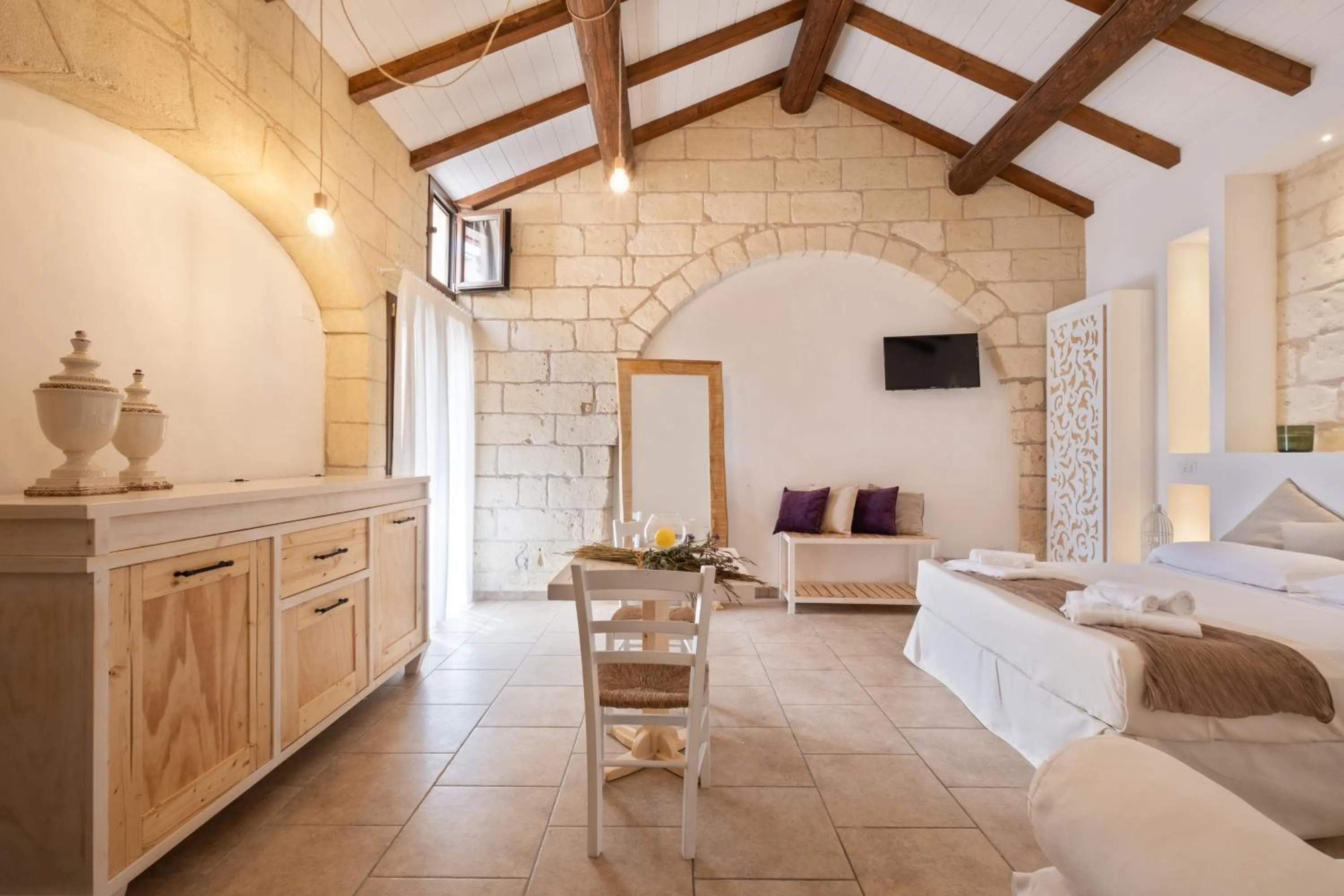 Bed in Agriturismo Alonì Costarella Masseria