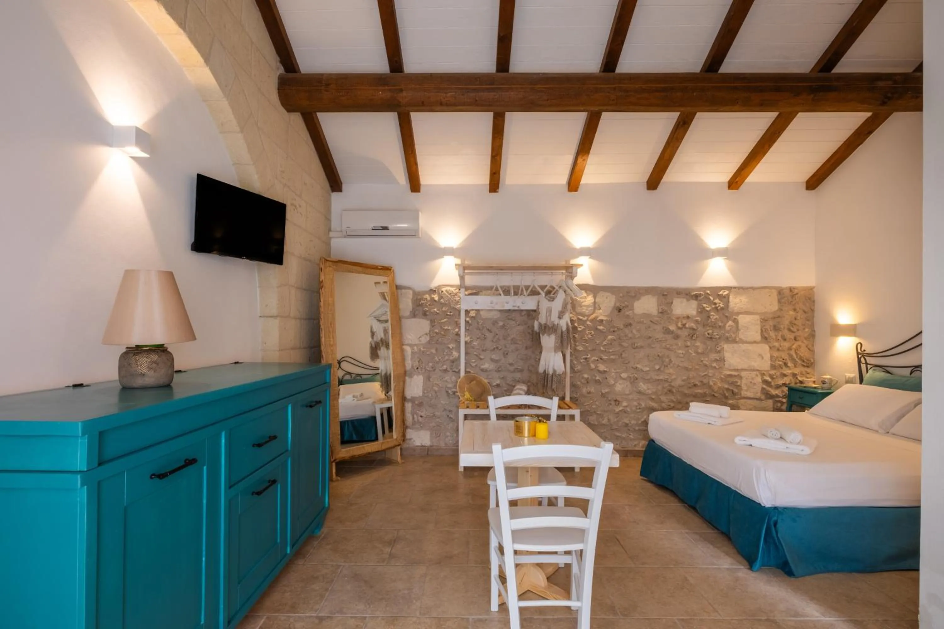 Bed in Agriturismo Alonì Costarella Masseria