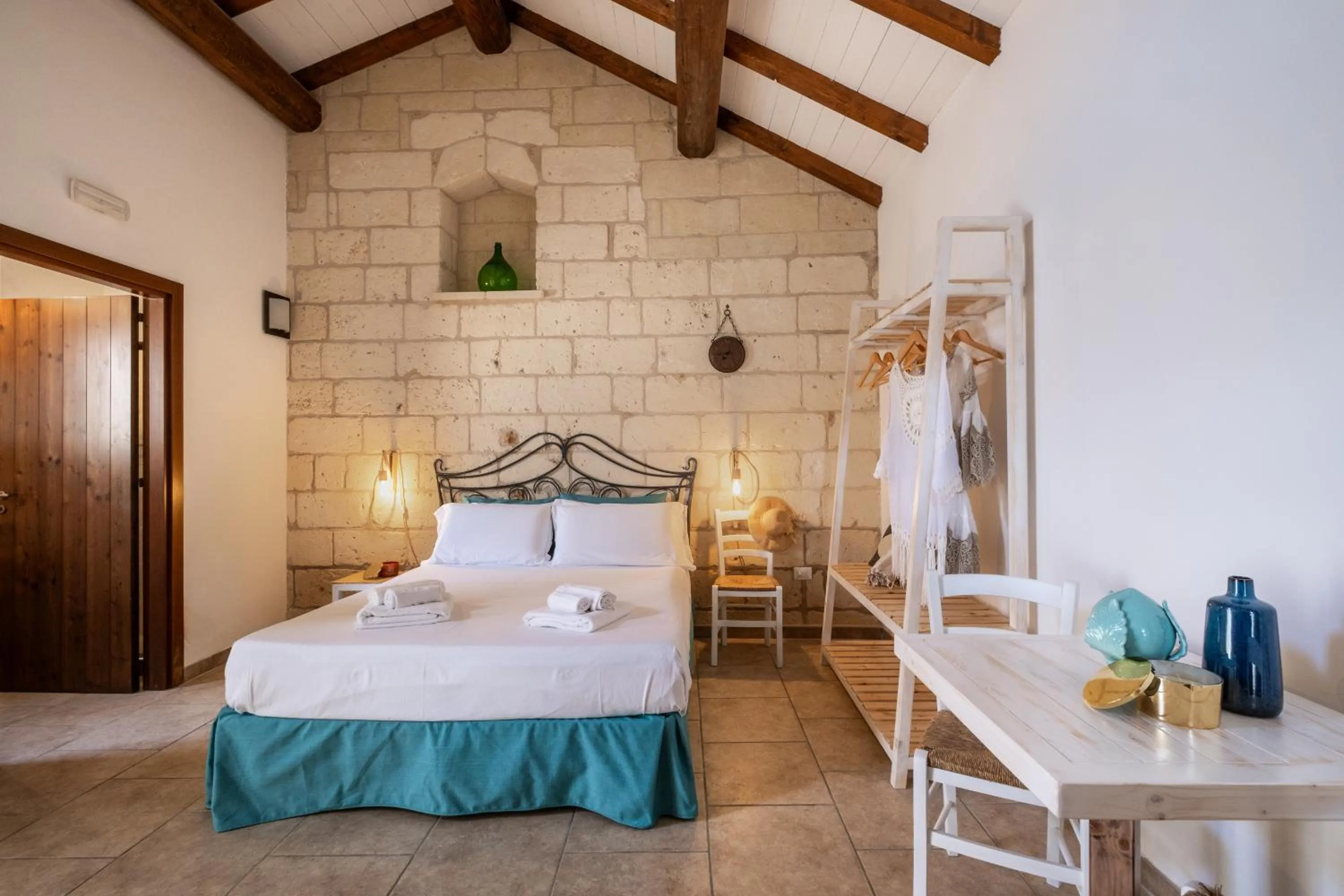 Bed in Agriturismo Alonì Costarella Masseria