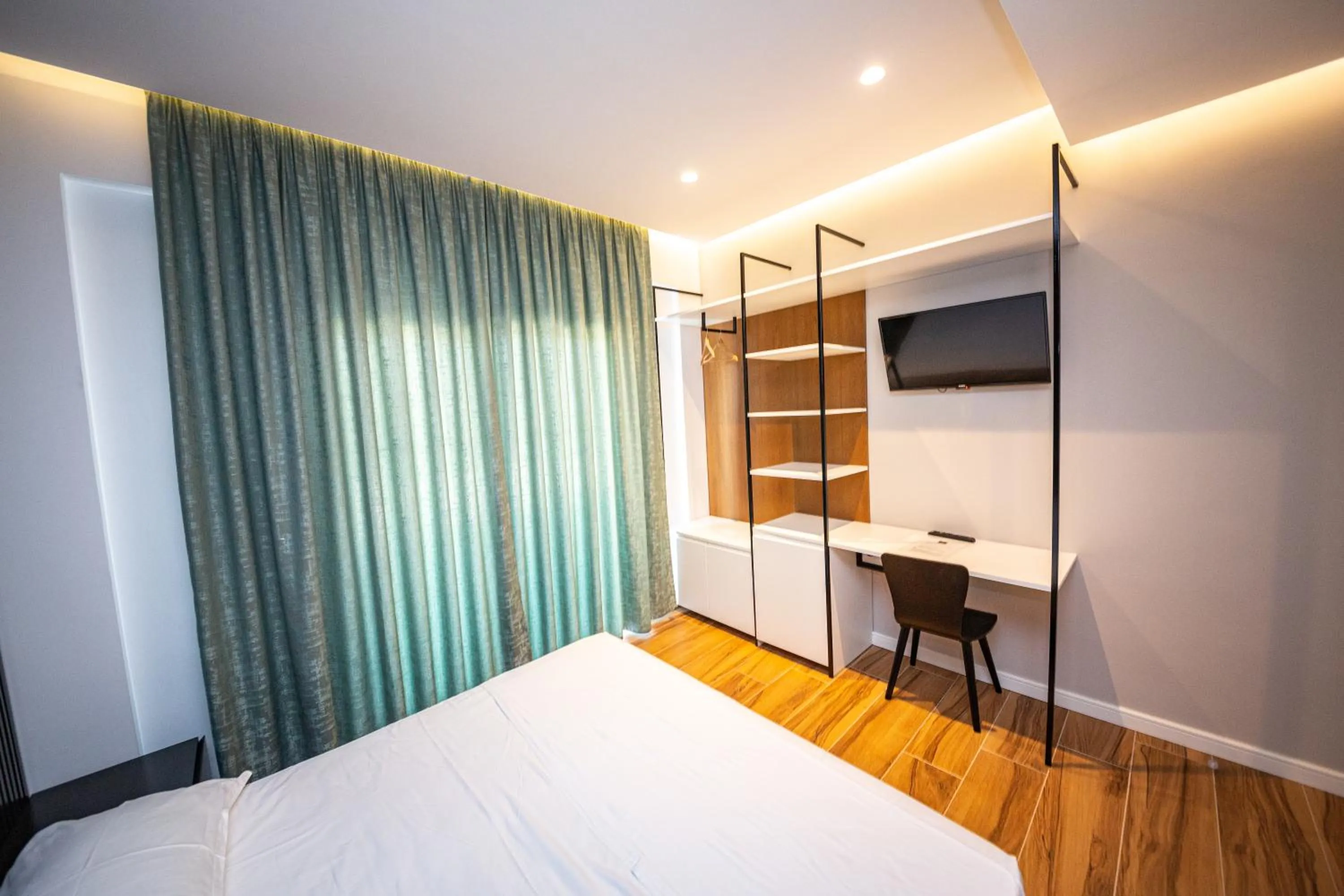 Bedroom, Bed in Inada Hotel Ksamil