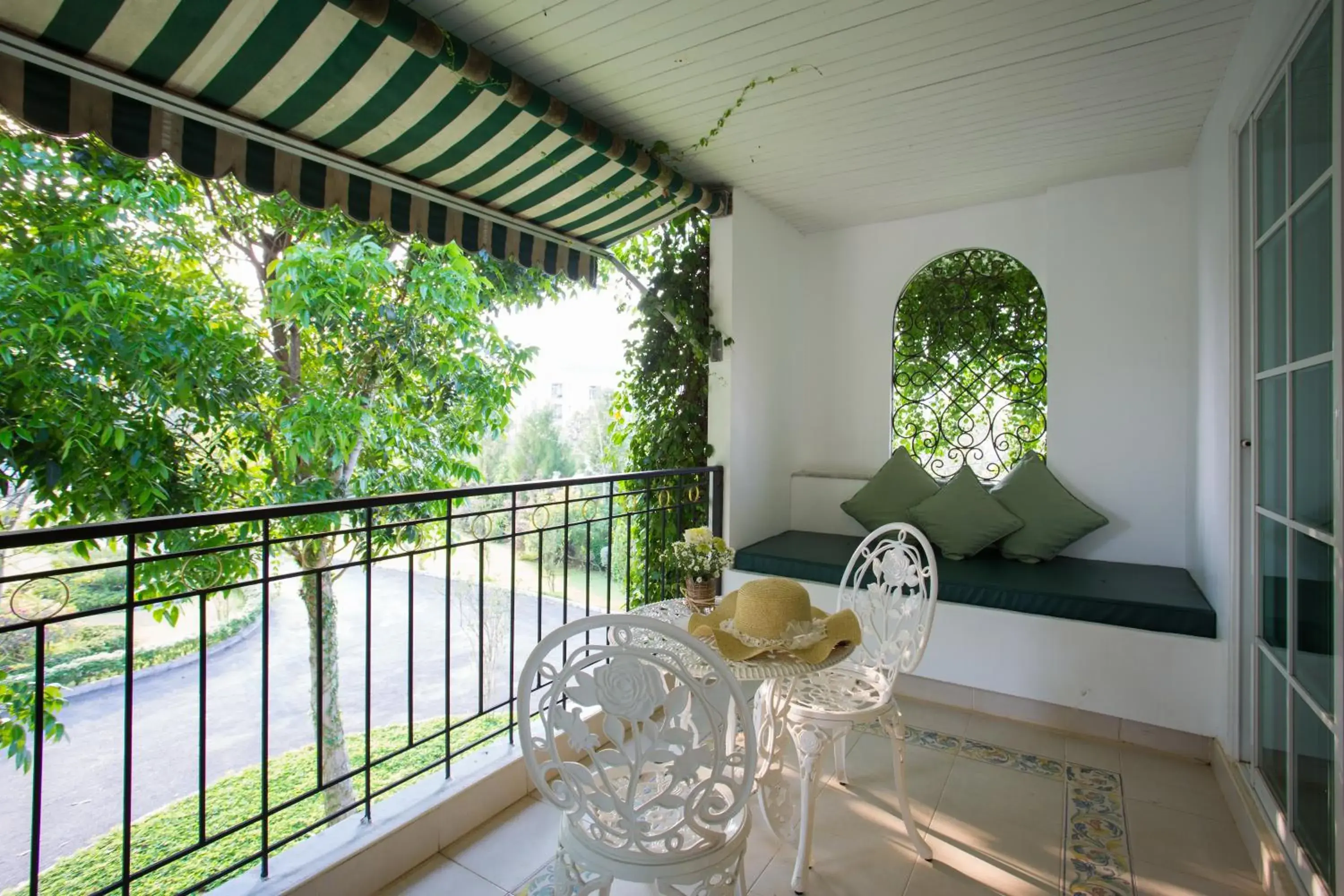 Grand Deluxe Double Room in Kensington English Garden Resort Khaoyai Grand Deluxe Double Room in Kensington English Garden Resort Khaoyai