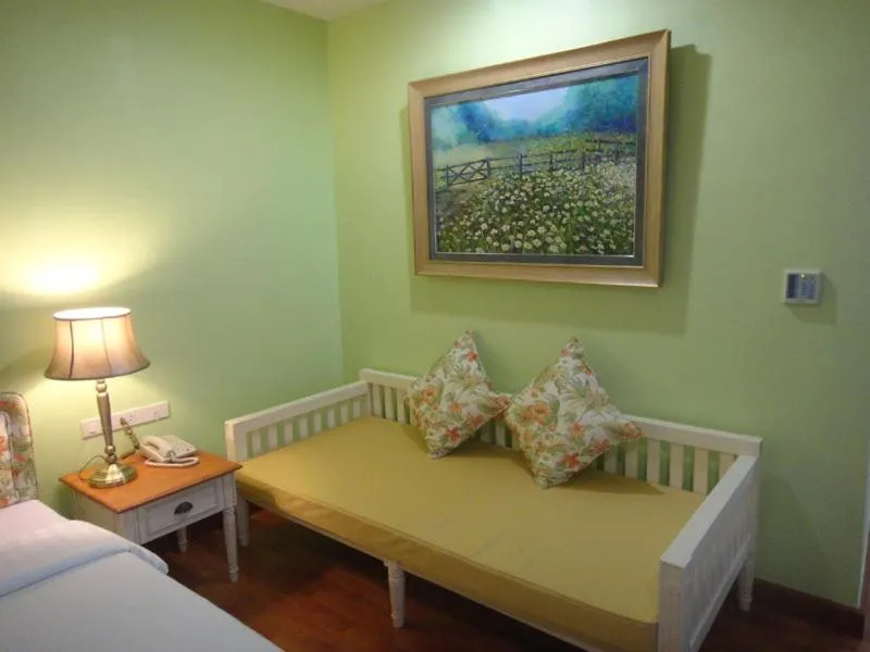 Bed in Kensington English Garden Resort Khaoyai