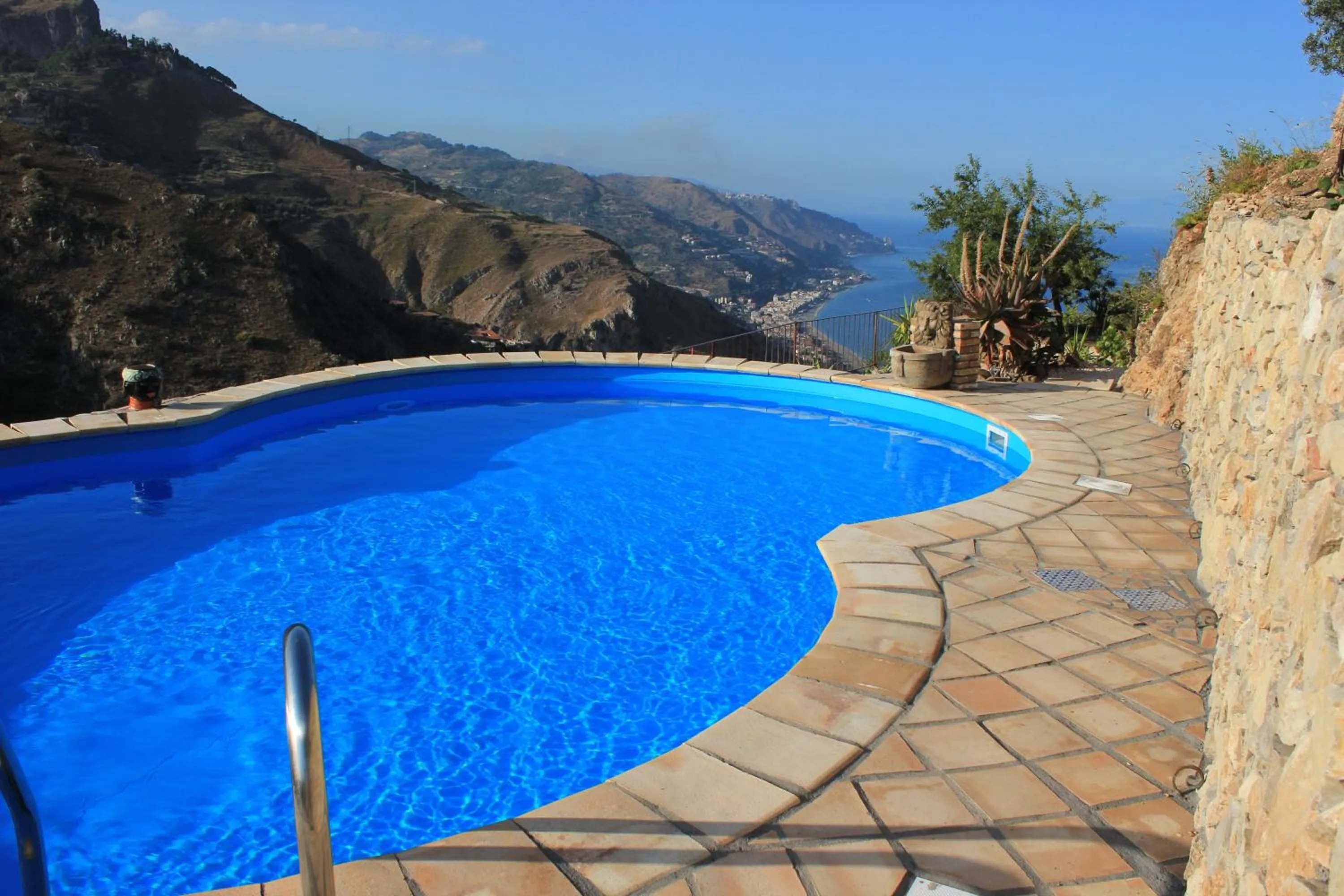 Swimming pool in Villa Almoezia Charming B&B