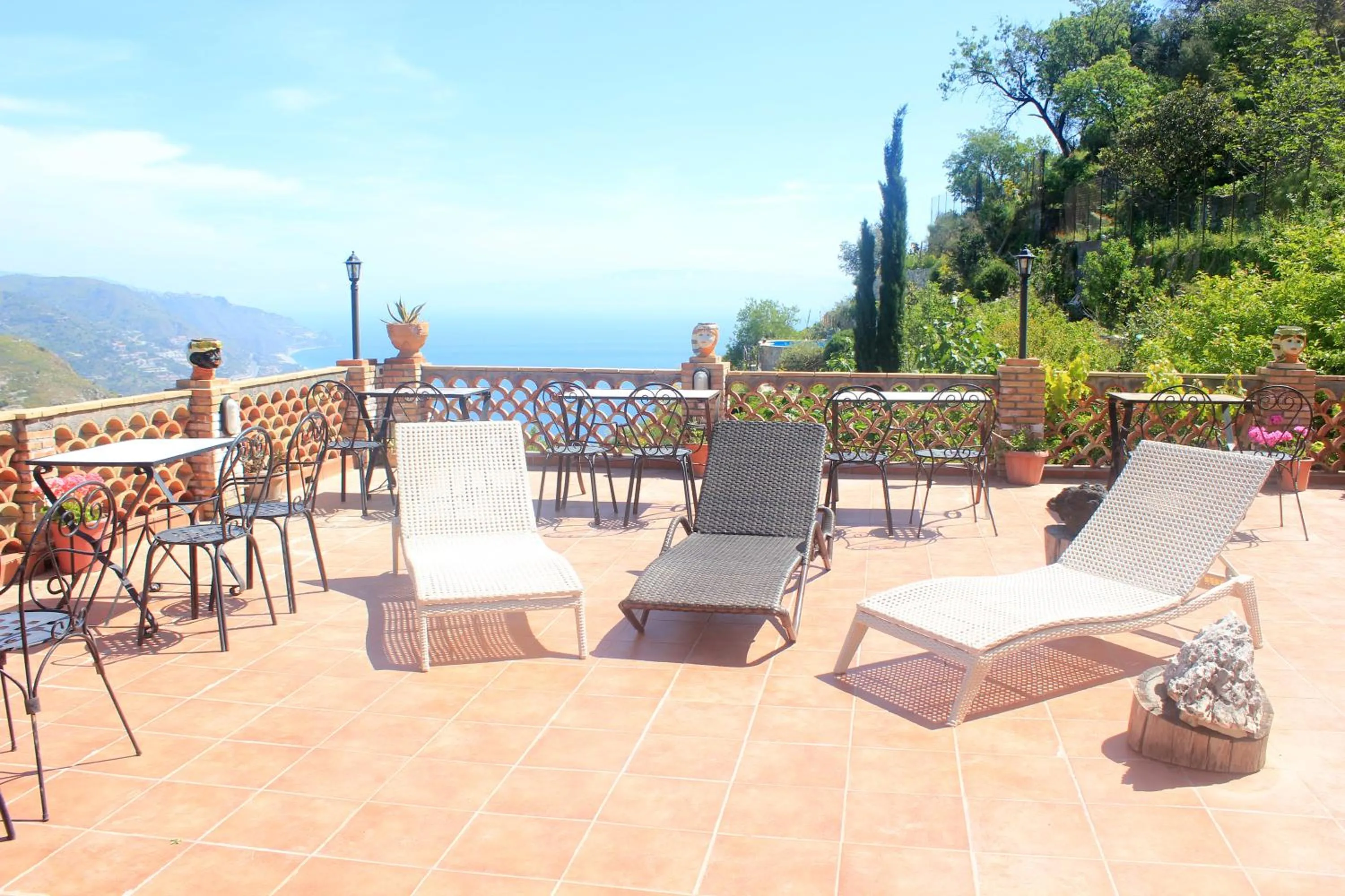 Villa Almoezia Charming B&B