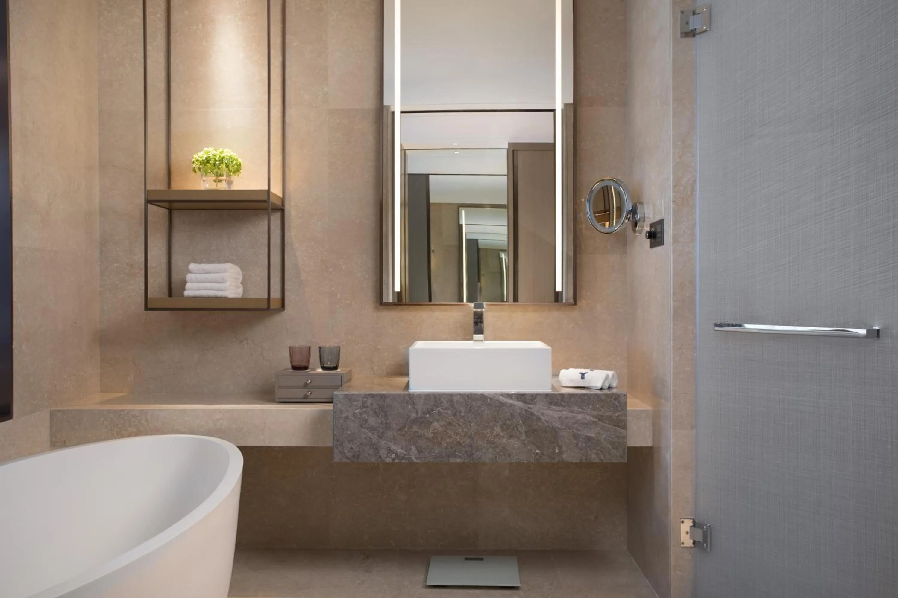 Bathroom in Wyndham Grand Plaza Royale Yuzhou Xiamen Wuyuan Bay