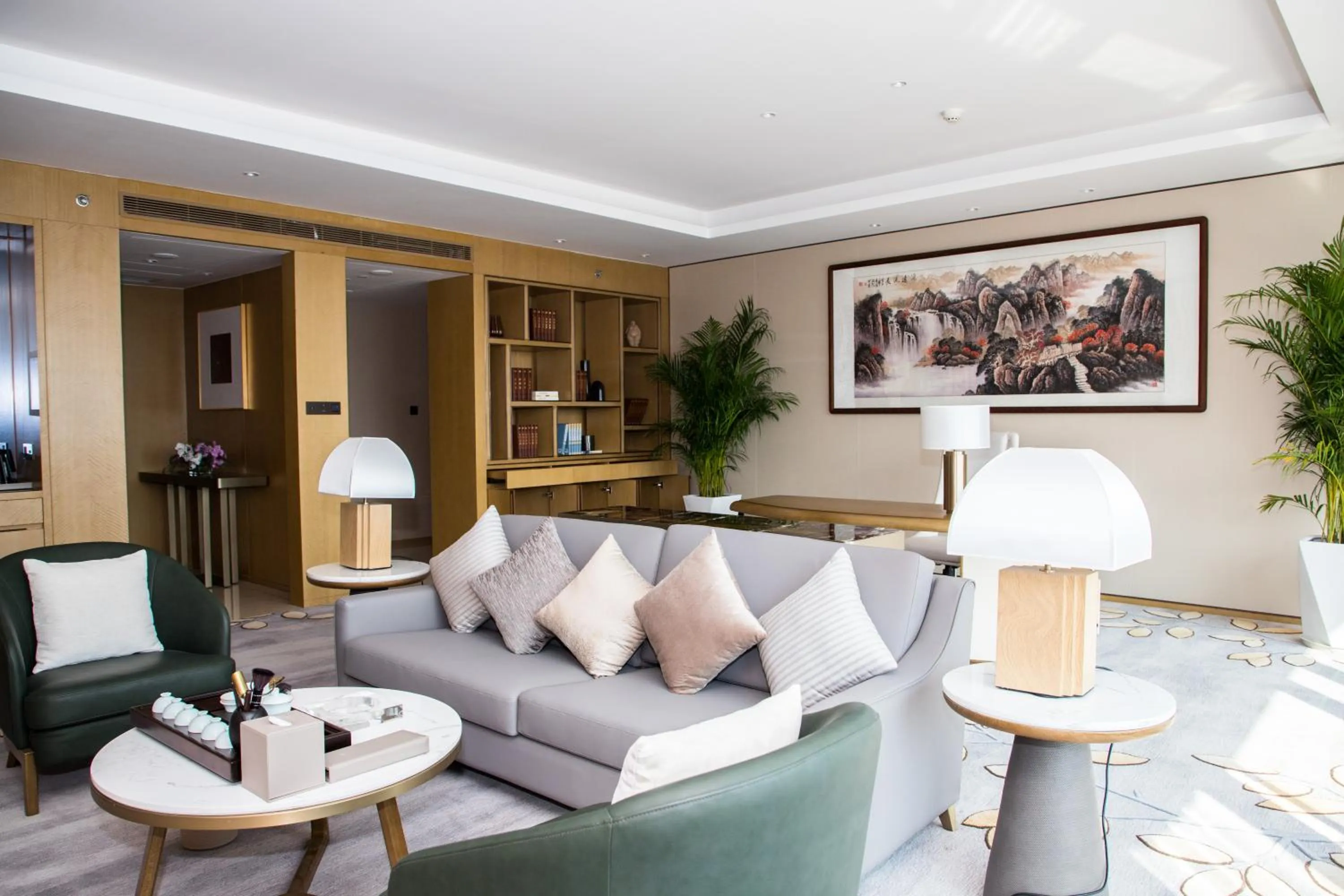 Living room in Wyndham Grand Plaza Royale Yuzhou Xiamen Wuyuan Bay