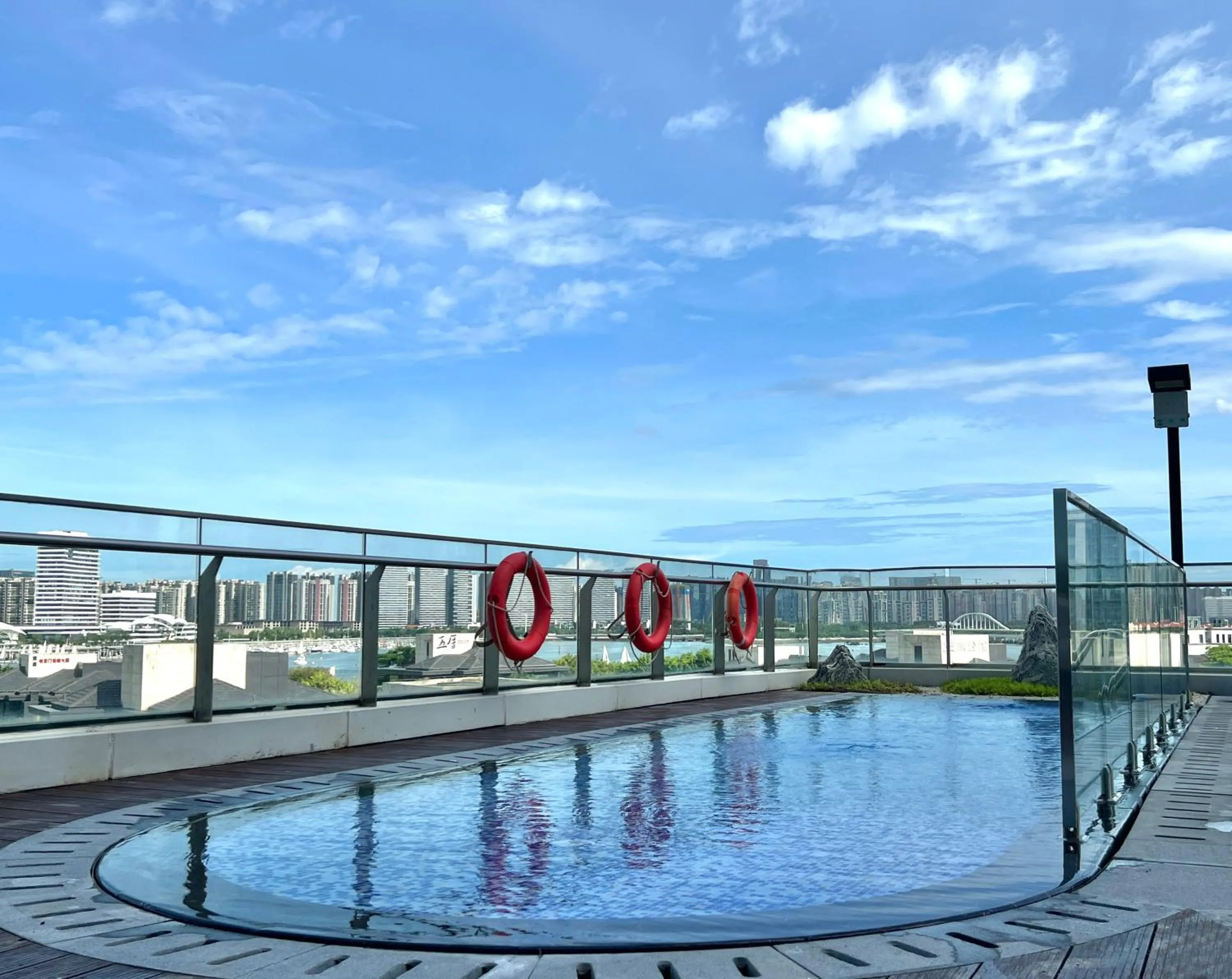 Swimming pool in Wyndham Grand Plaza Royale Yuzhou Xiamen Wuyuan Bay