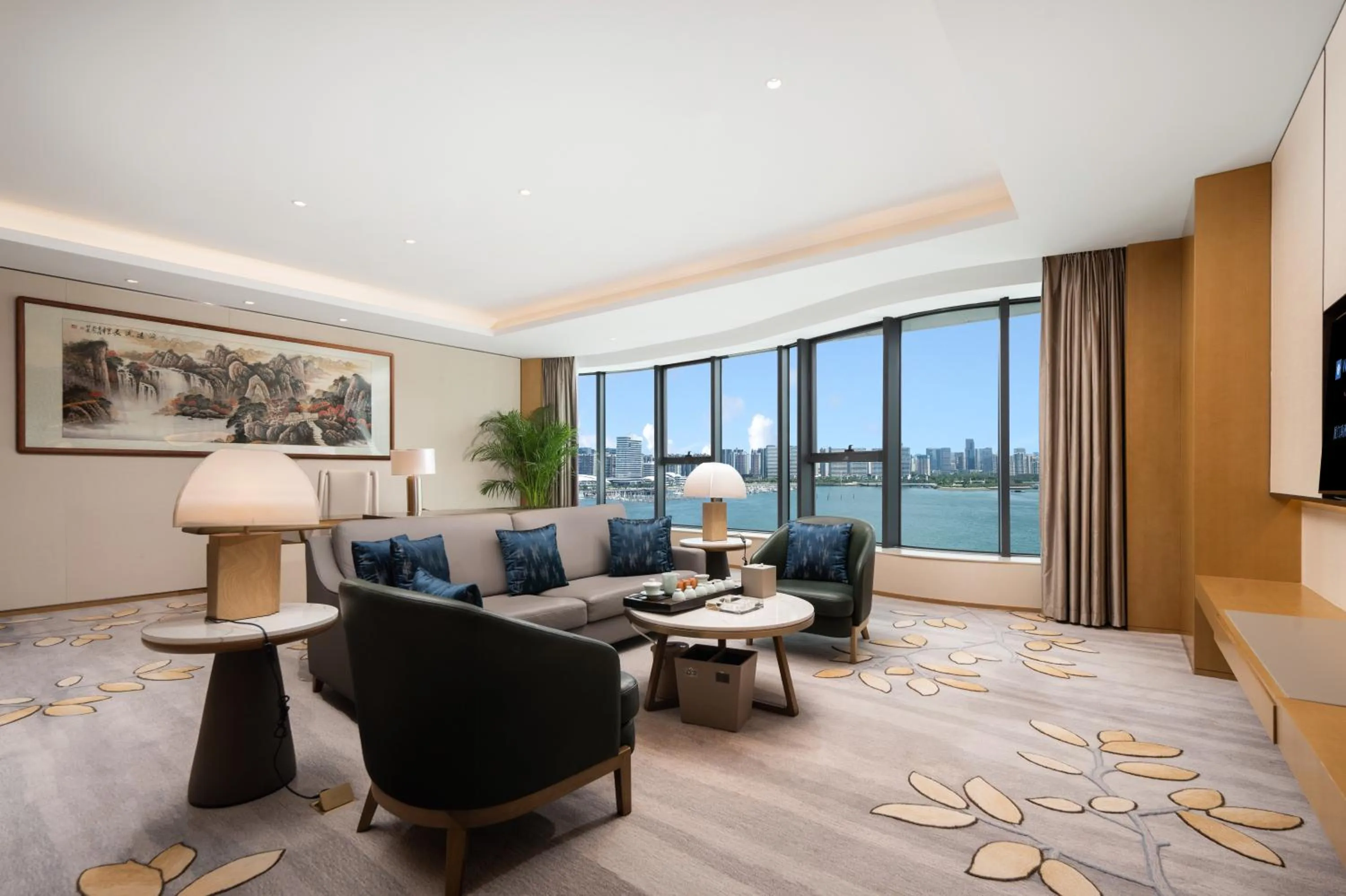 Living room in Wyndham Grand Plaza Royale Yuzhou Xiamen Wuyuan Bay
