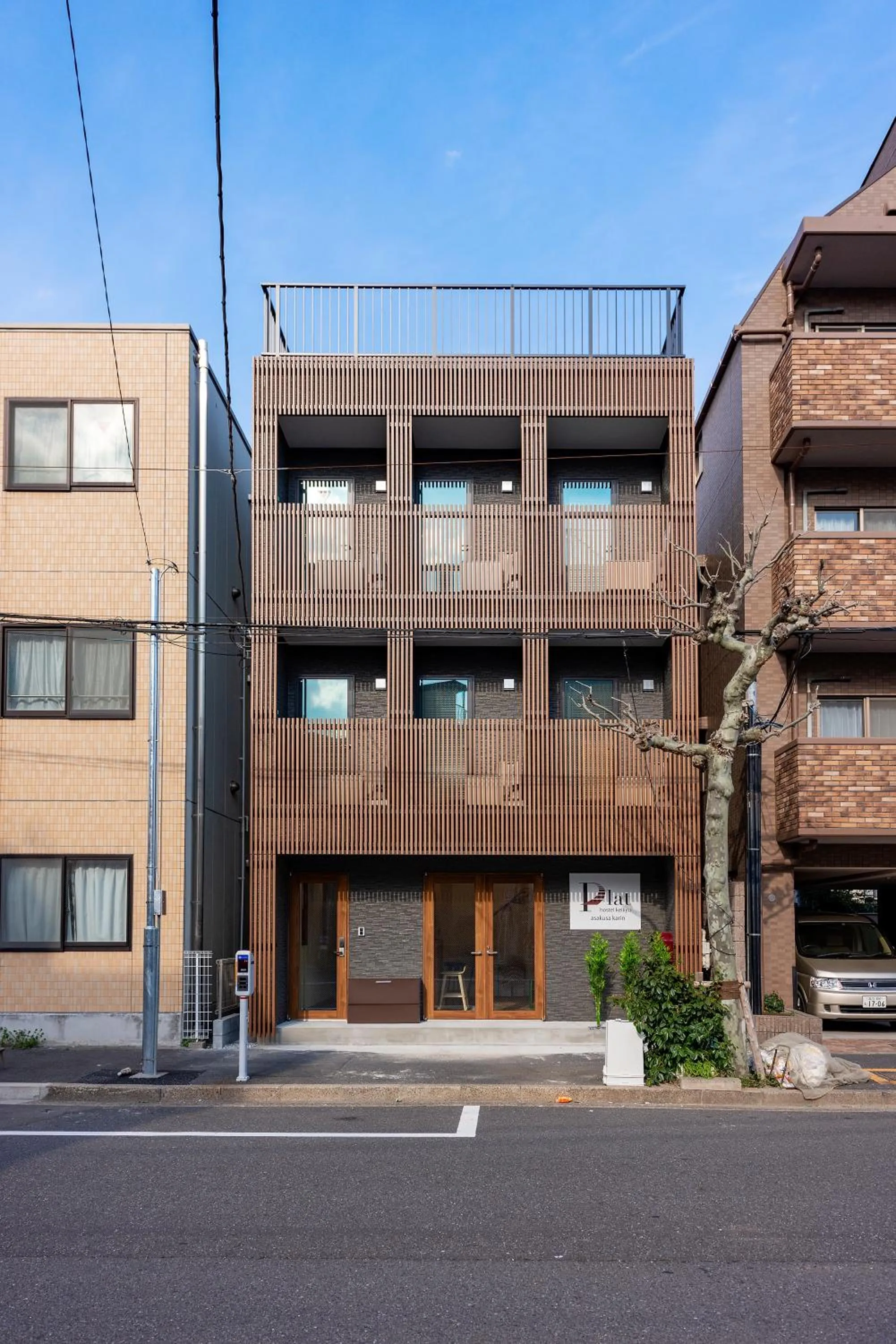 Property building in plat hostel keikyu asakusa karin