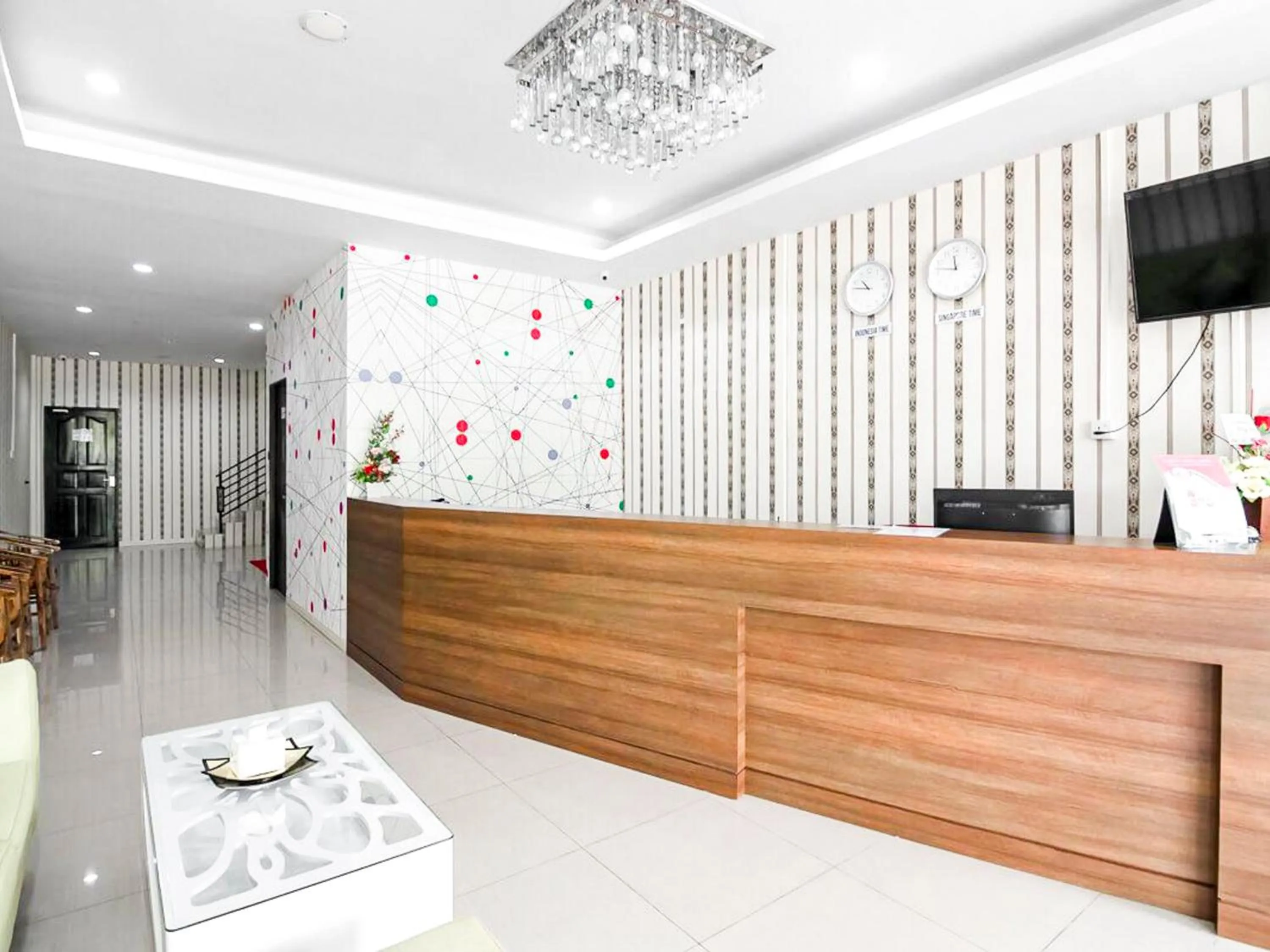 Lobby or reception in RedDoorz @ Baloi Batam