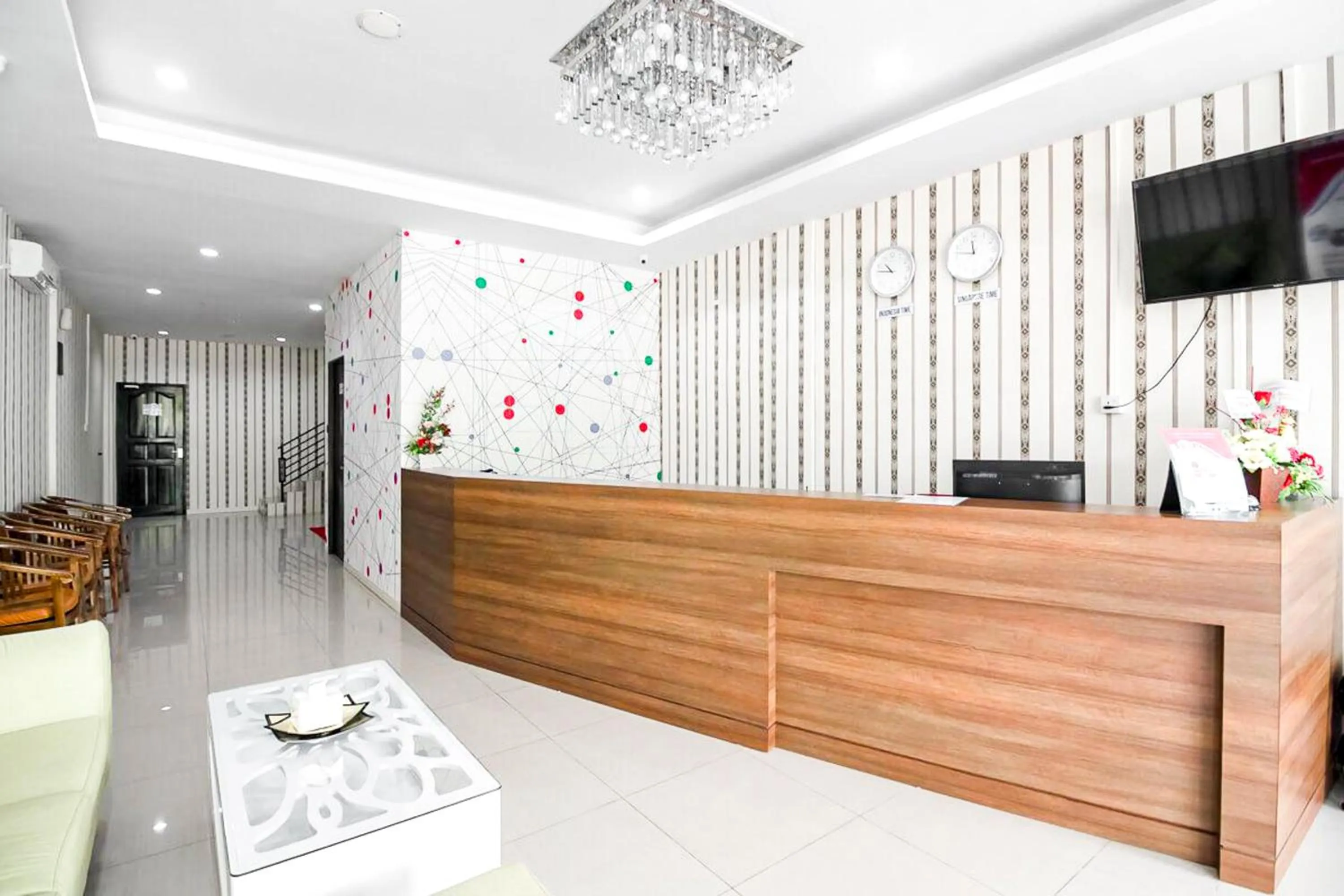 Lobby or reception in RedDoorz @ Baloi Batam