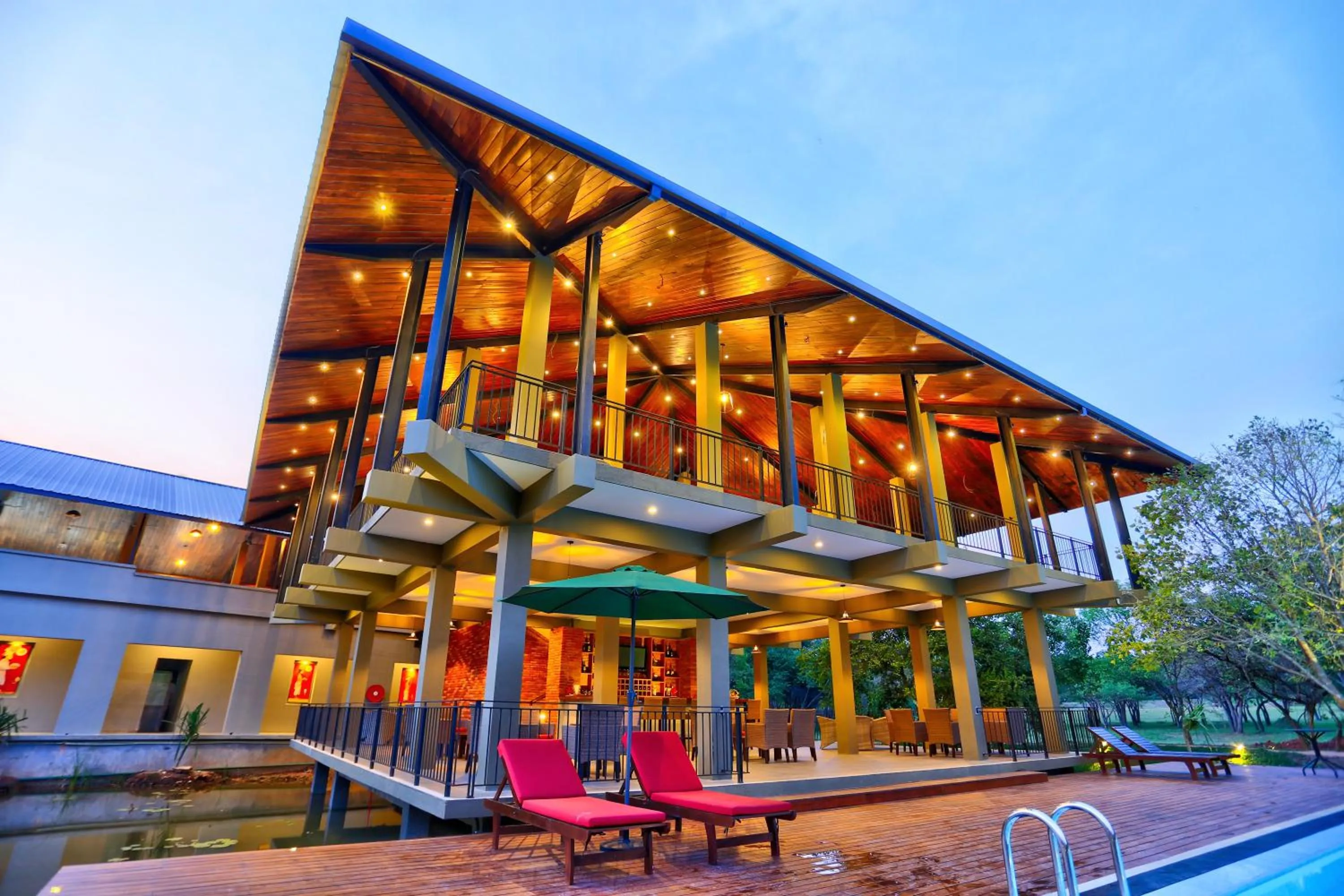 Tropical Life Resort and Spa