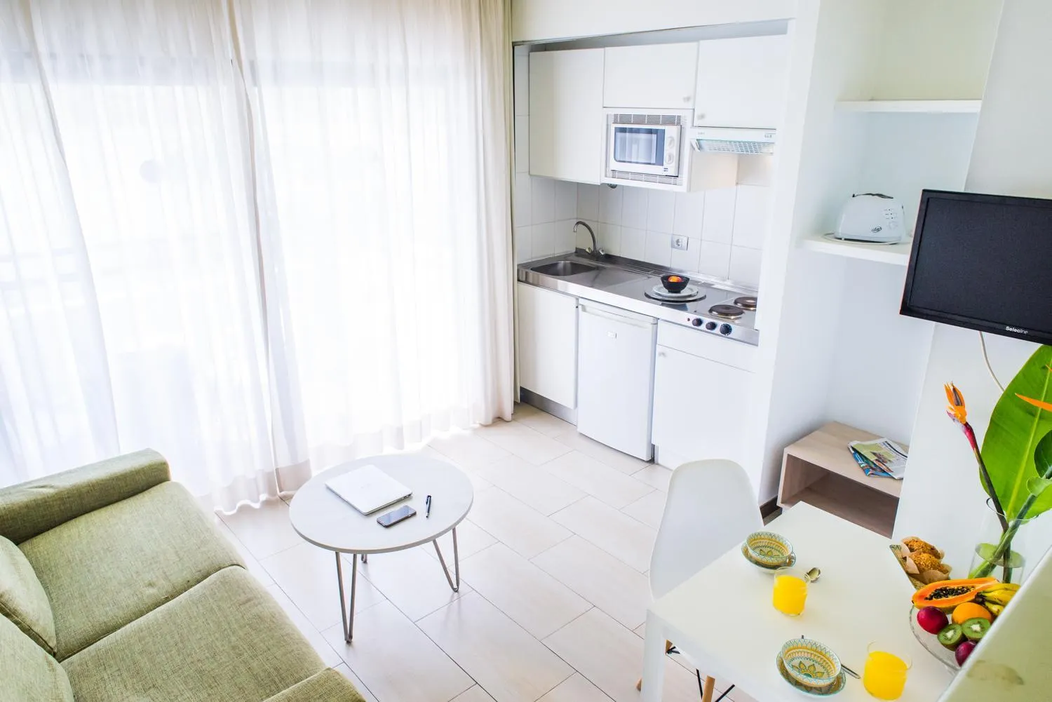Kitchen or kitchenette in Udalla Park - Hotel & Apartamentos