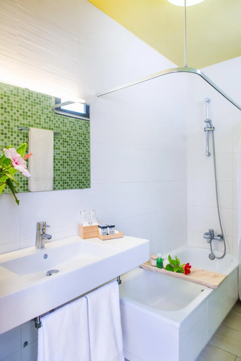 Bathroom in Udalla Park - Hotel & Apartamentos