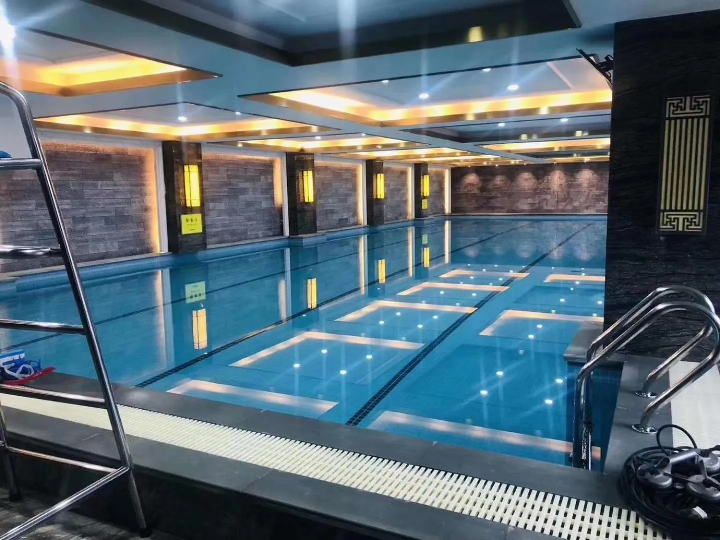 Swimming pool in Hangzhou Cosy Park Hotel(Liangzhu)