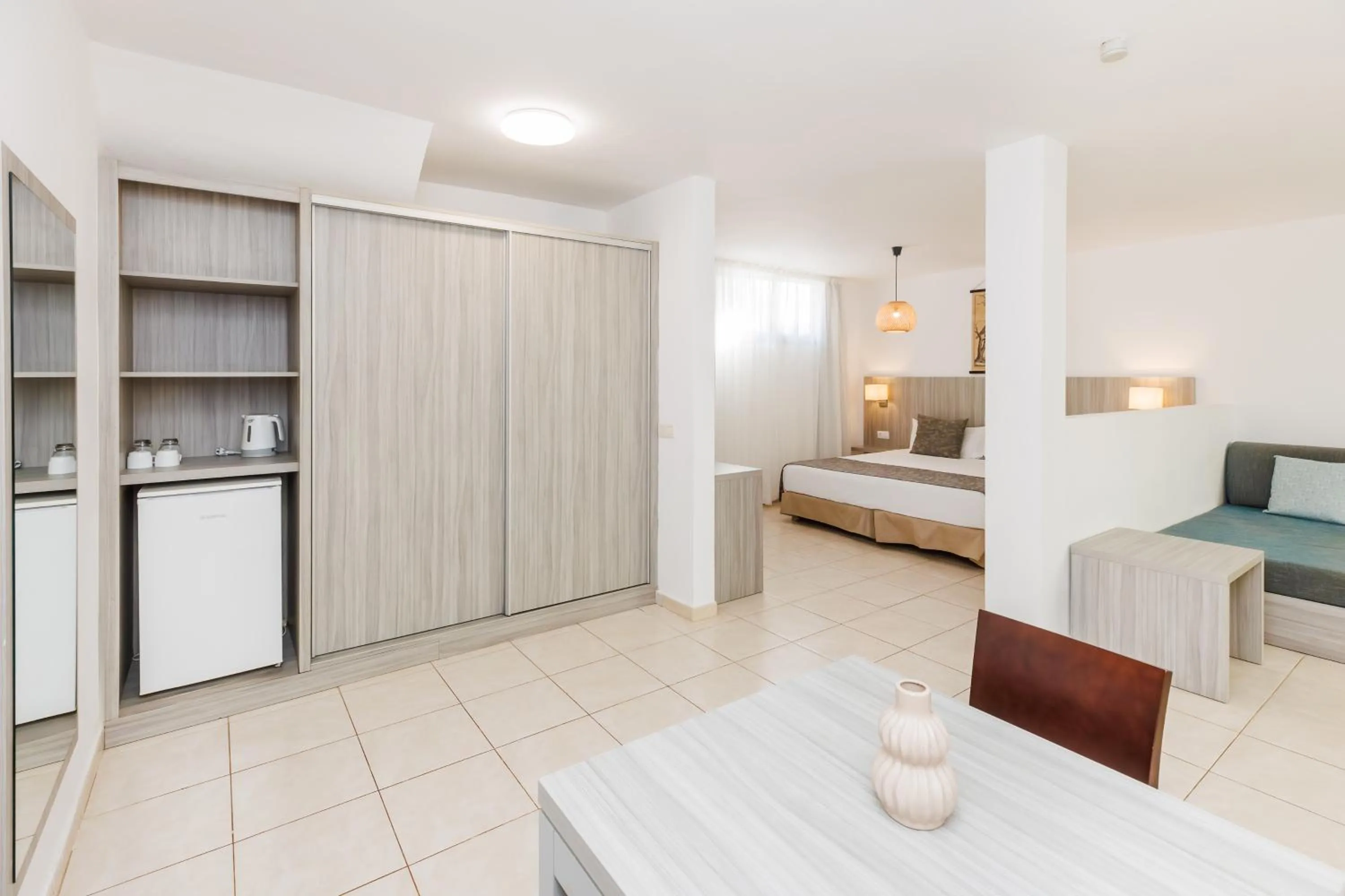 Photo of the whole room, Bed in BLUESEA Aloe Corralejo