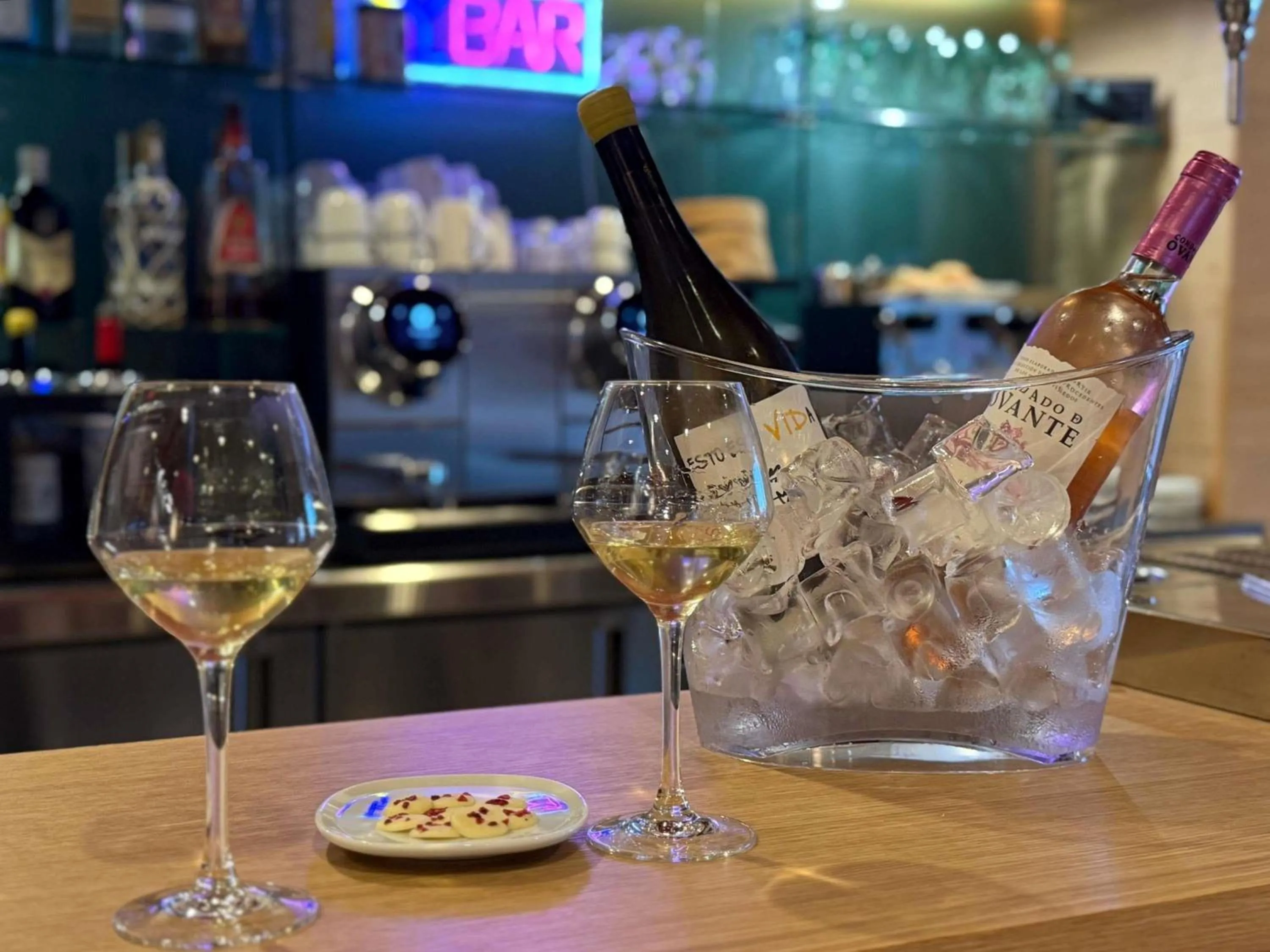 Lounge or bar in Ibis Madrid Centro las Ventas