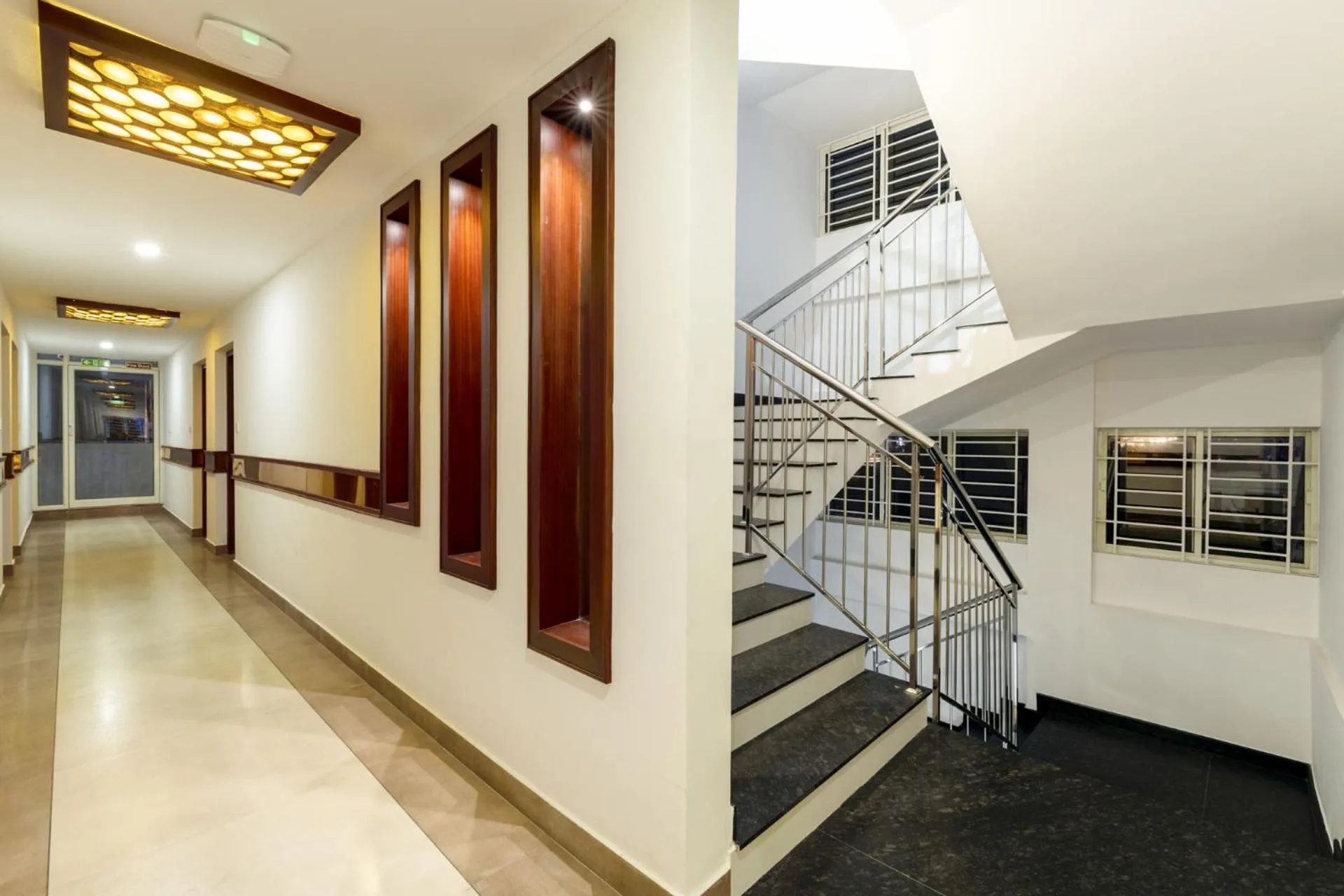 Area and facilities in Burooj Hotel