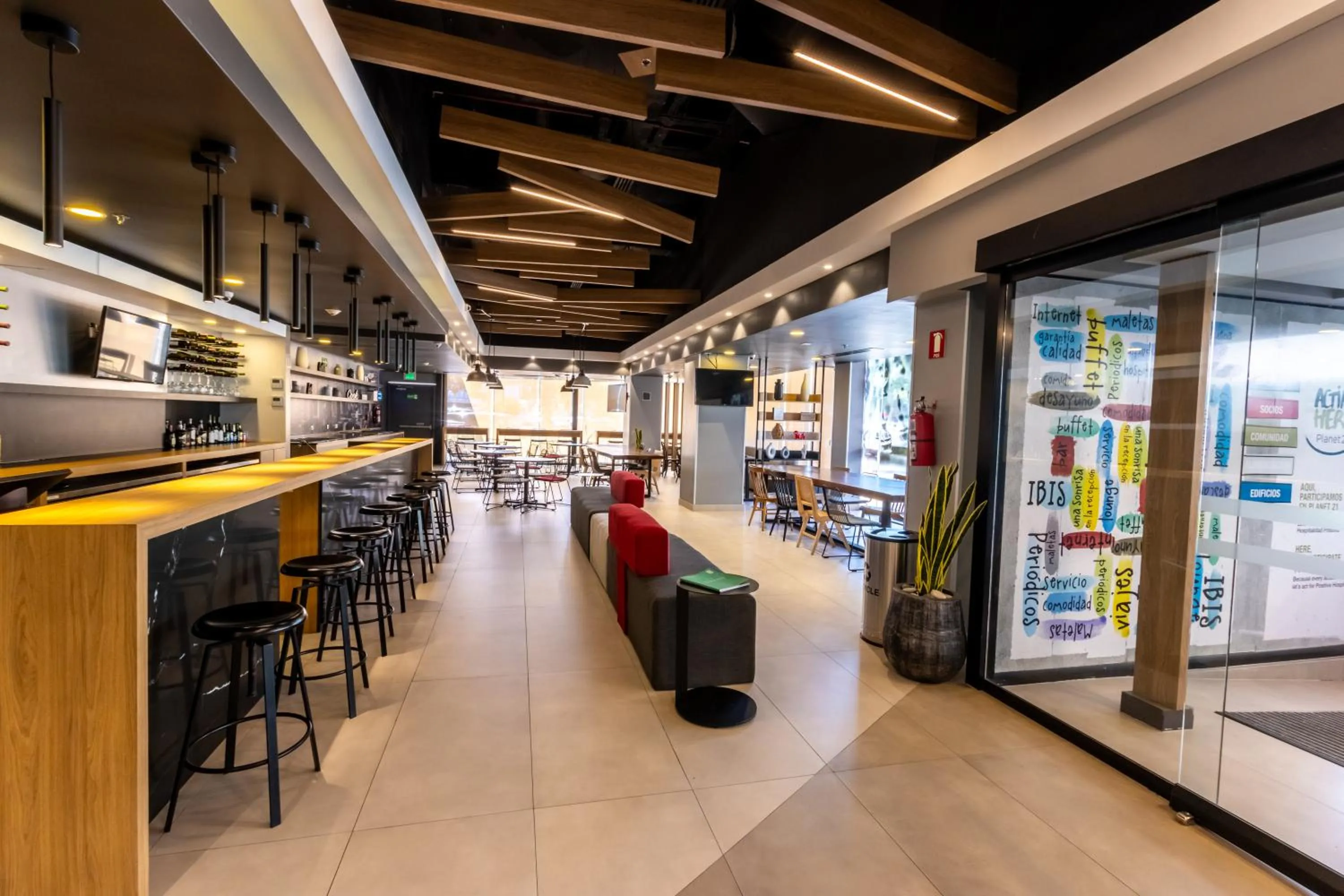 Restaurant/places to eat in ibis Tijuana
