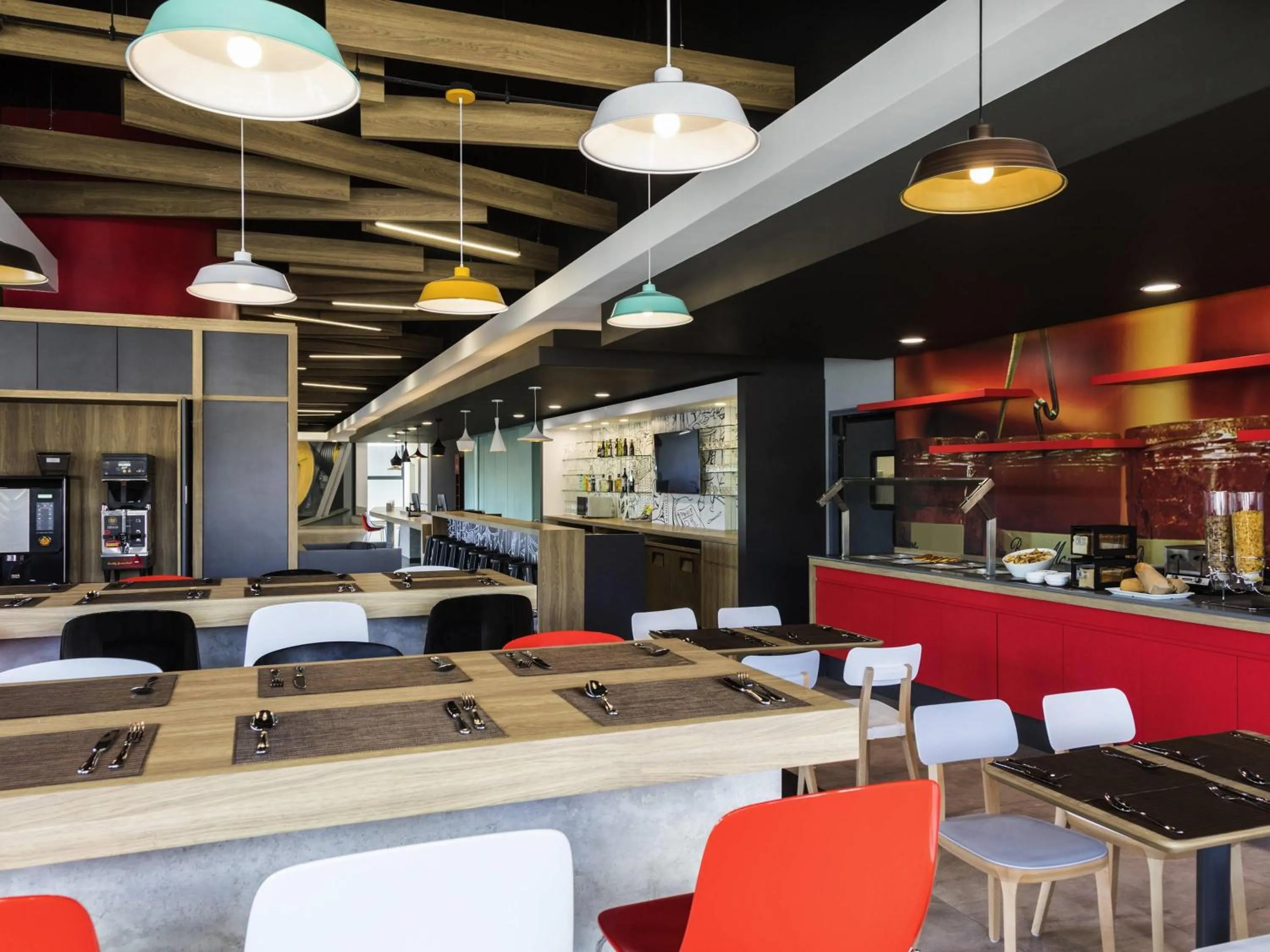 Restaurant/places to eat in ibis Tijuana