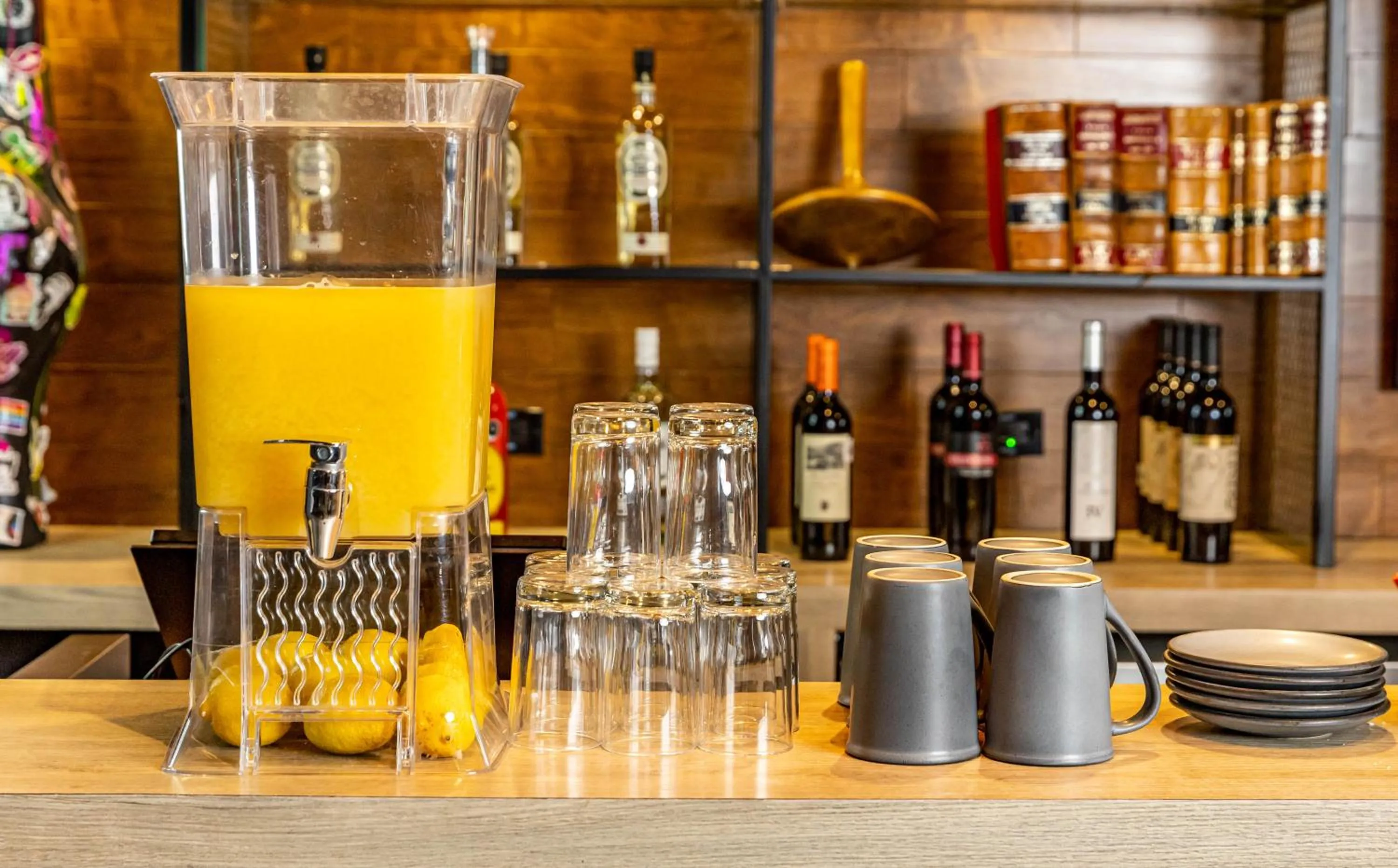 Breakfast in Ibis Torreon