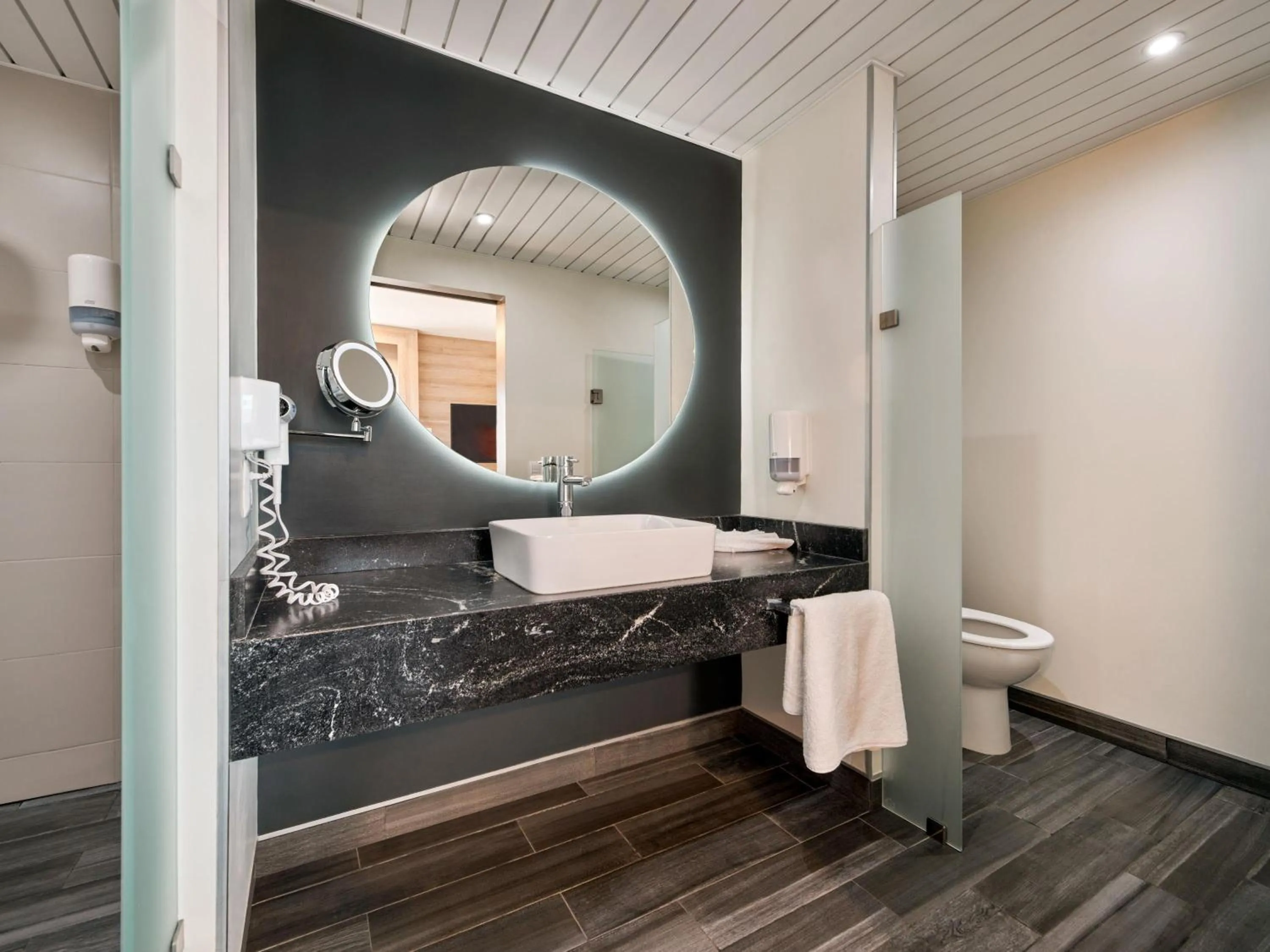 Bedroom in Ibis Torreon