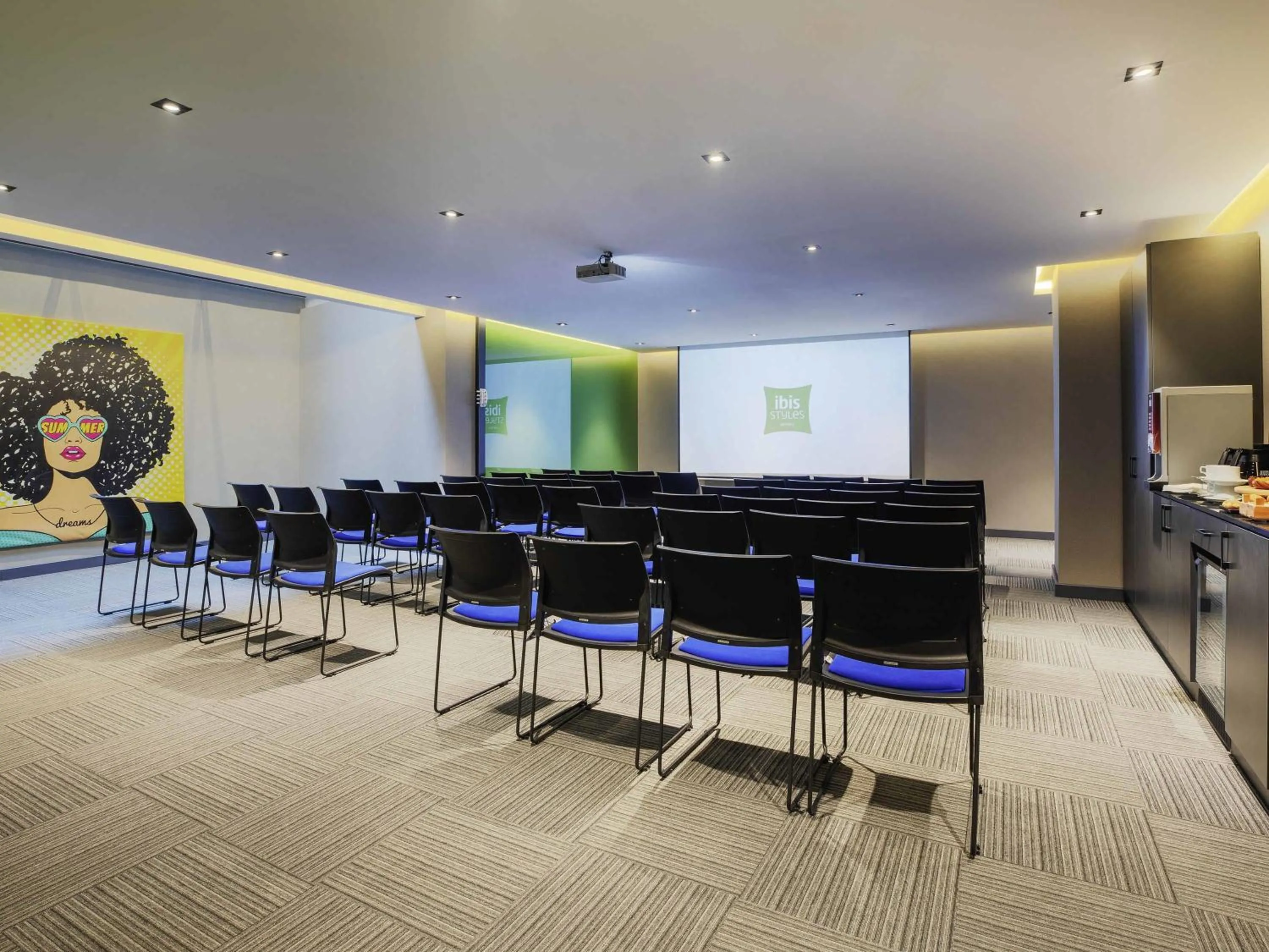Meeting/conference room in Ibis Styles Istanbul Atasehir
