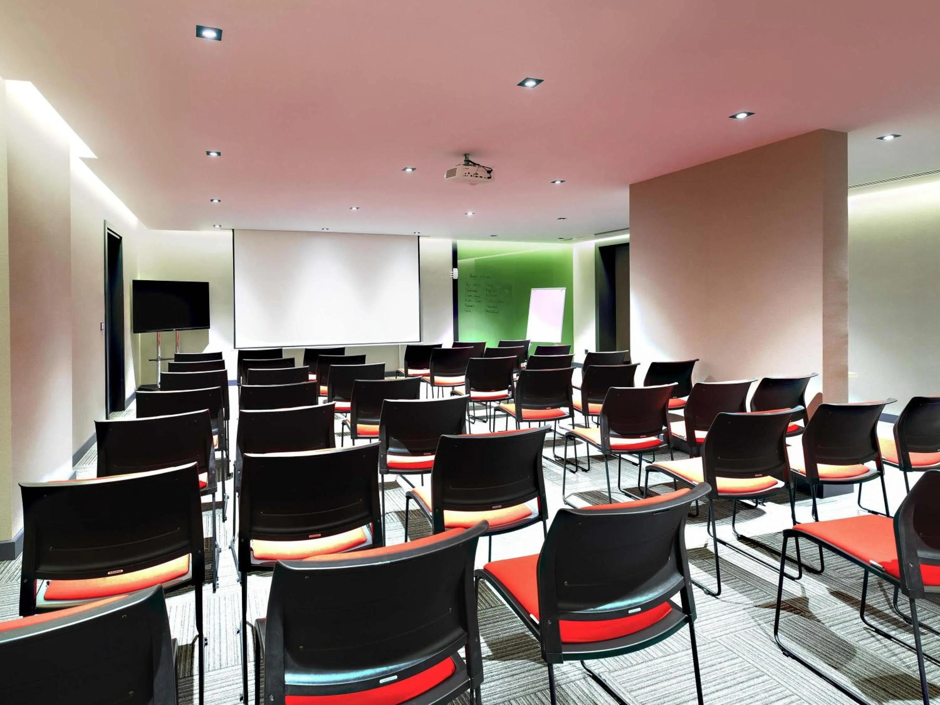 Meeting/conference room in Ibis Styles Istanbul Atasehir