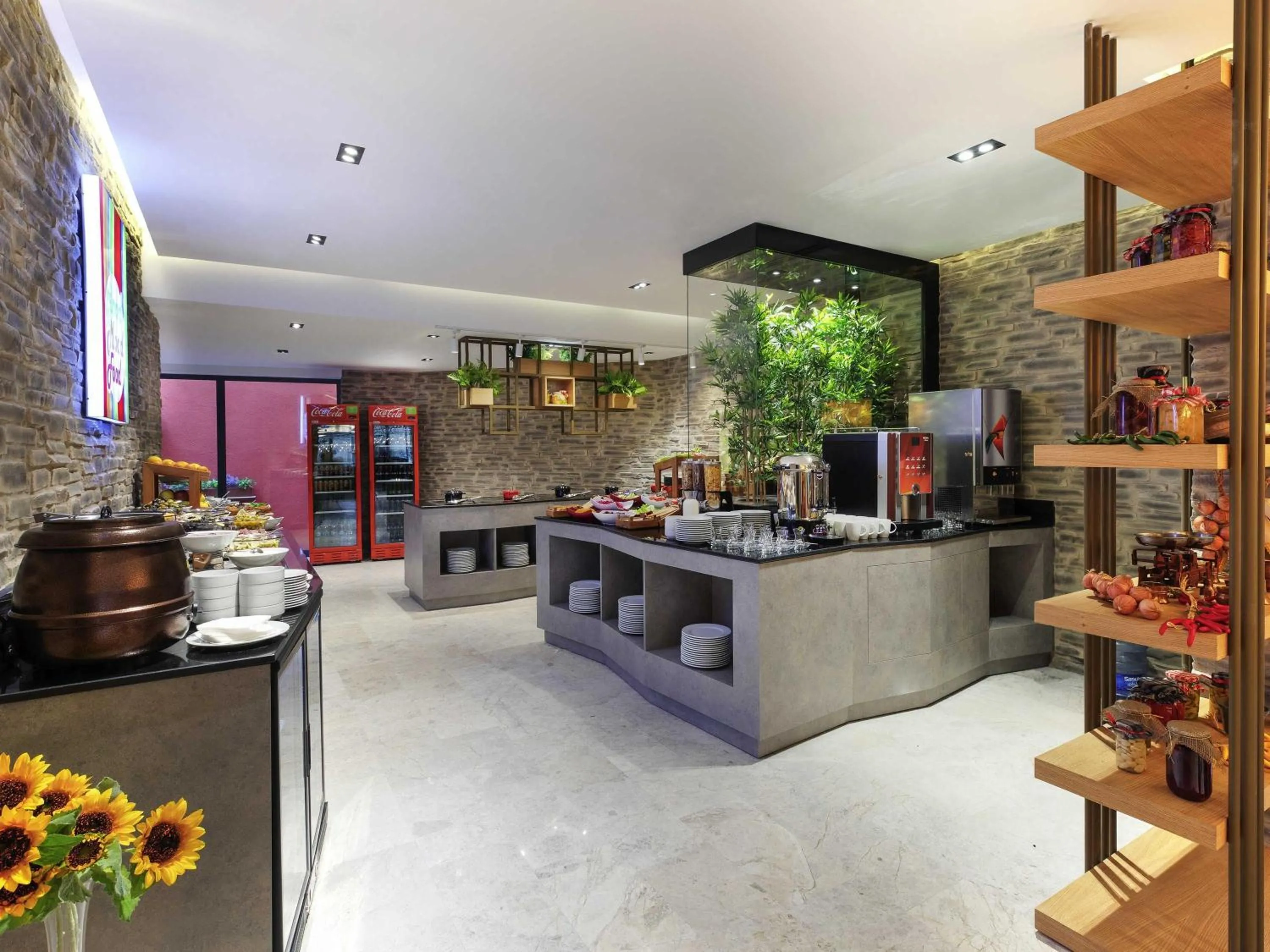 Restaurant/places to eat in Ibis Styles Istanbul Atasehir