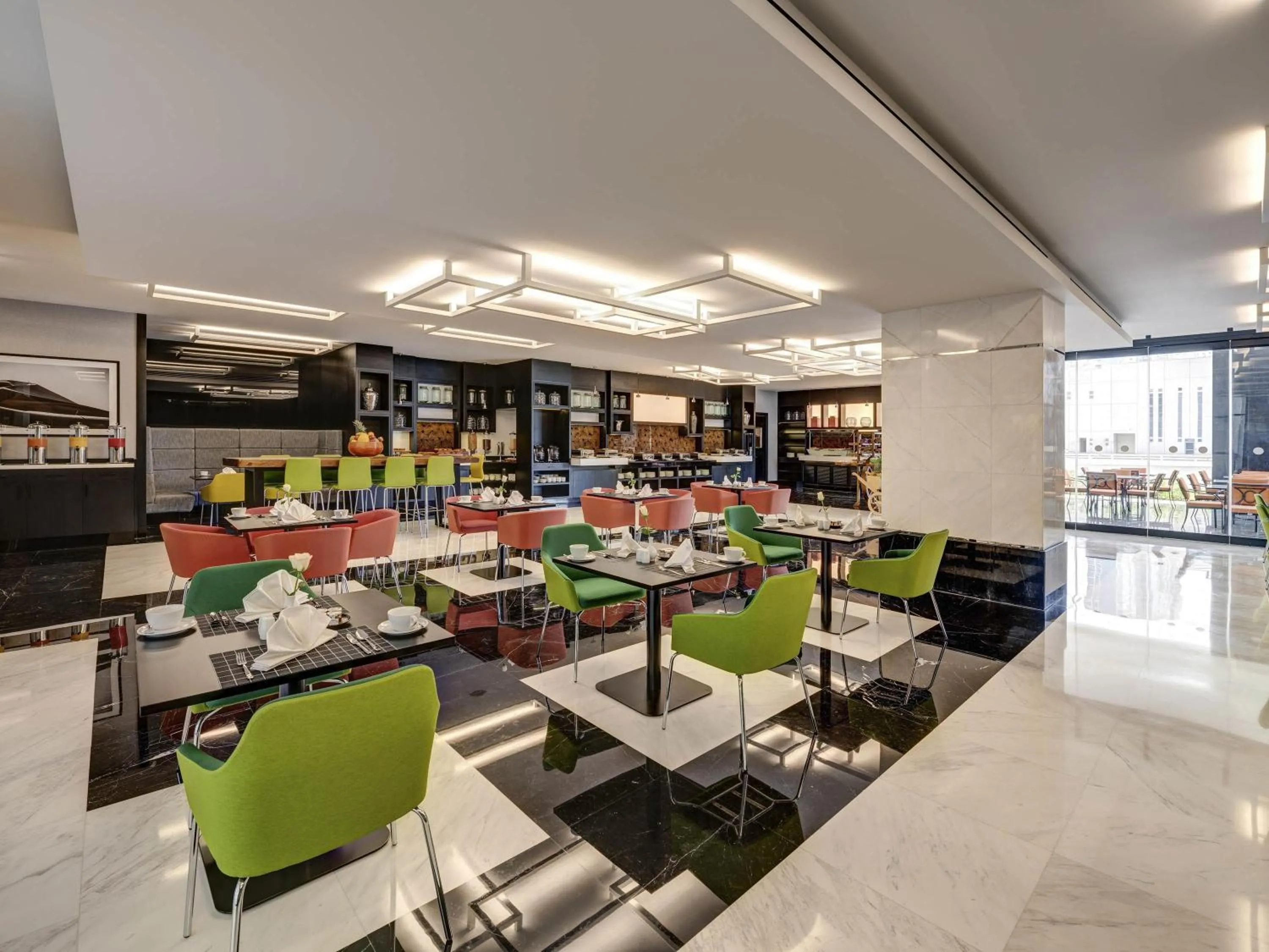 Restaurant/places to eat in Novotel Sharjah Expo Centre